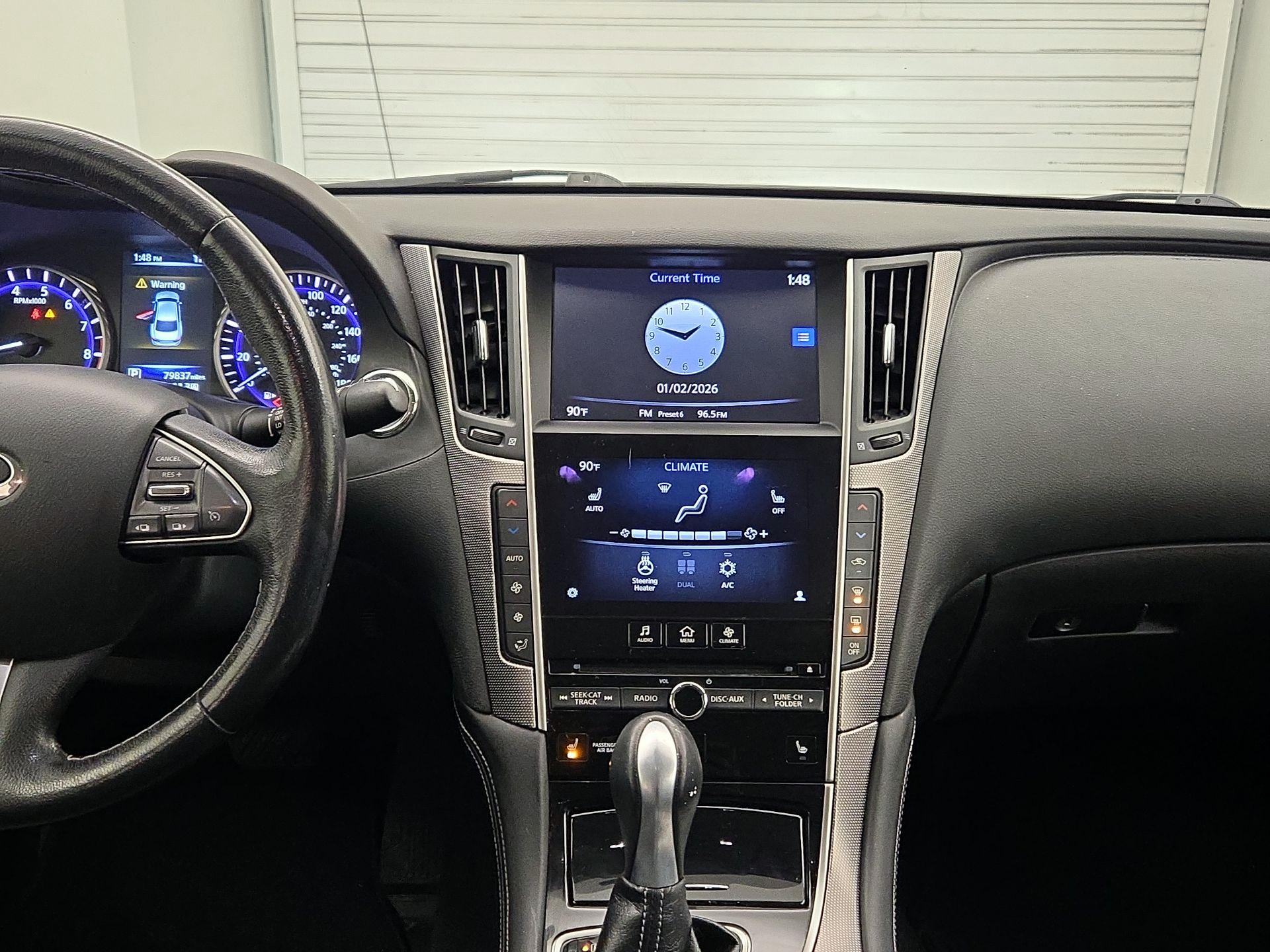 Thumbnail: 2015 INFINITI Q50 - 16