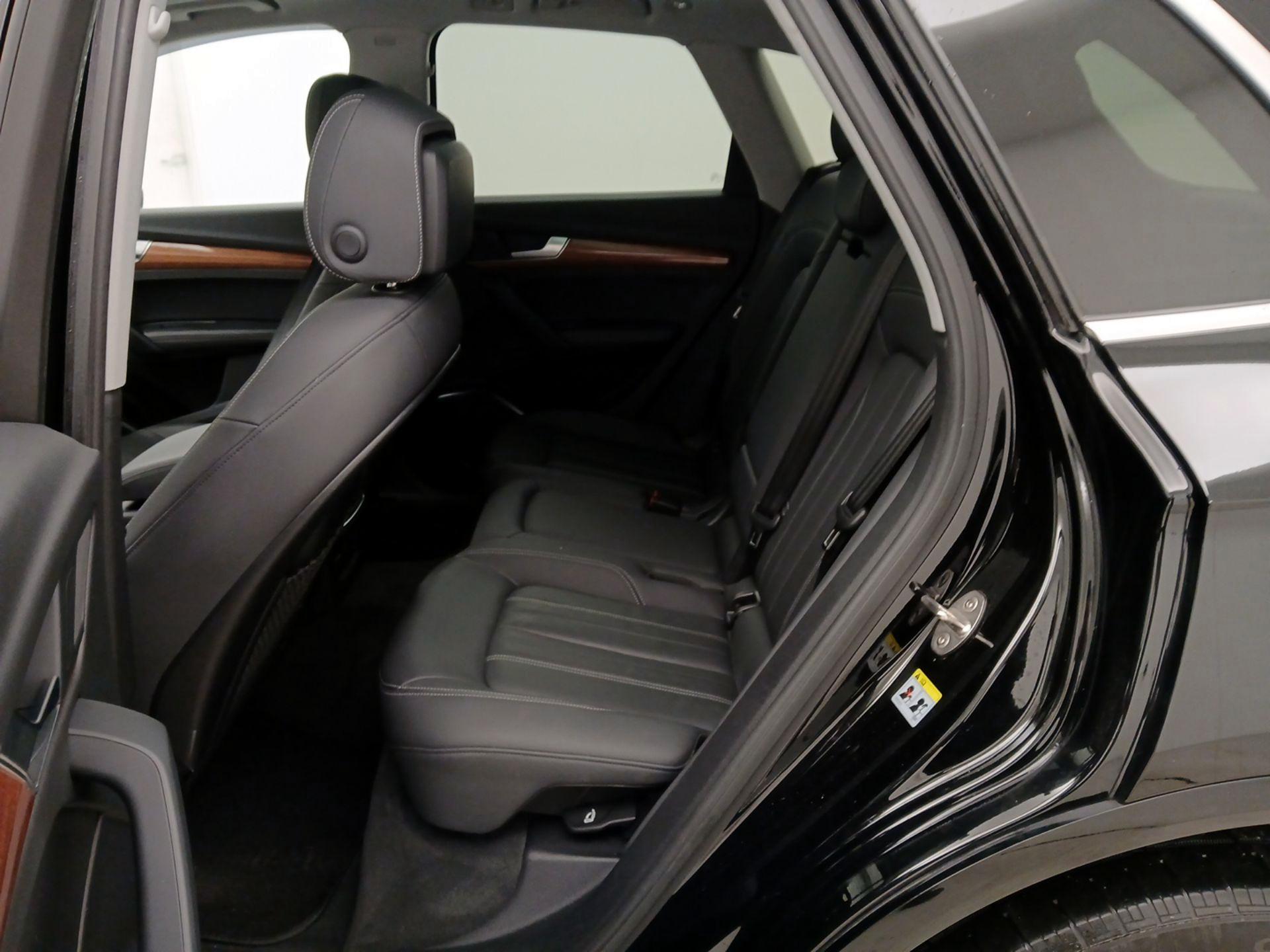 Thumbnail: 2021 Audi Q5 - 20