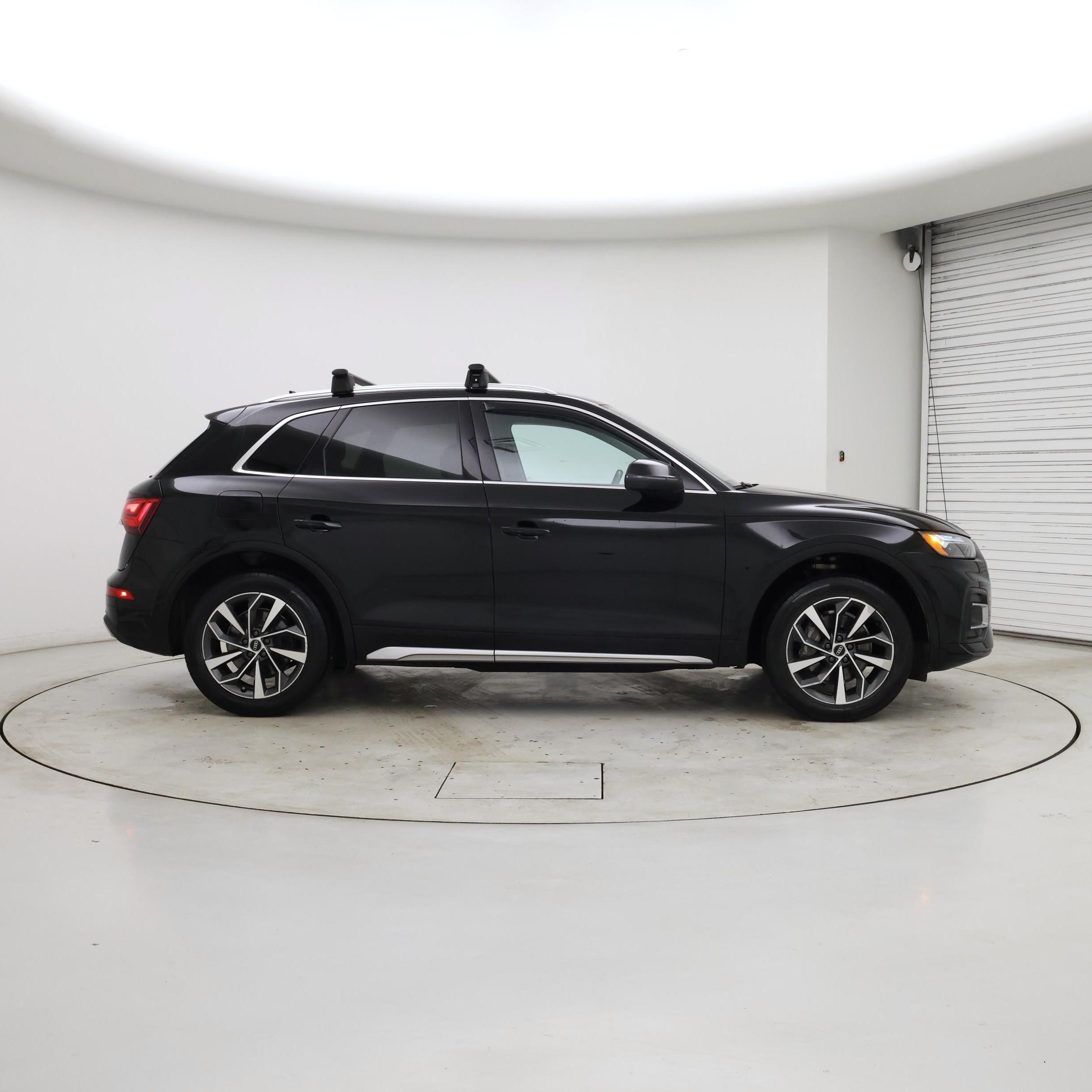 Thumbnail: 2021 Audi Q5 - 7