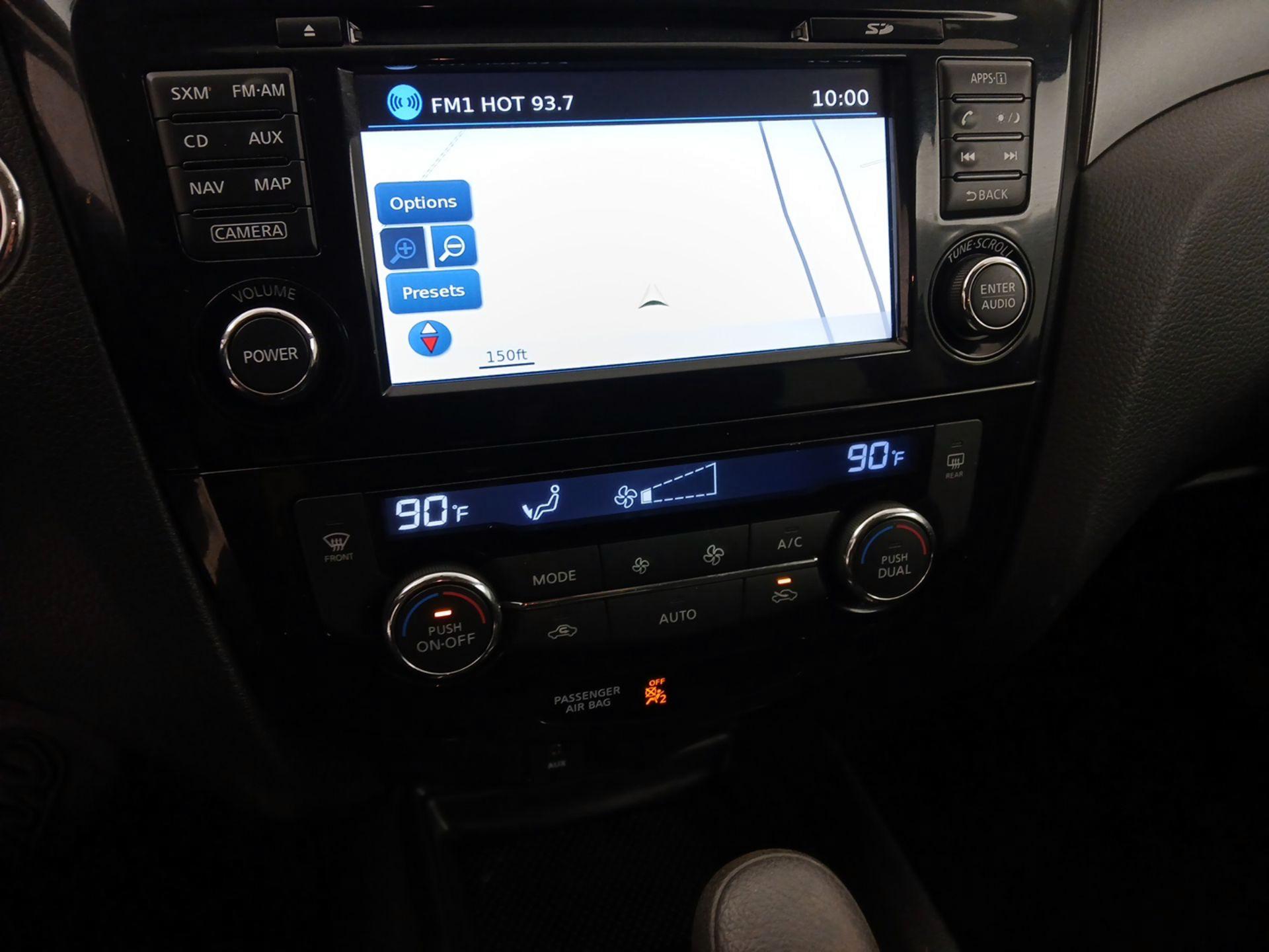 Thumbnail: 2015 Nissan Rogue - 14