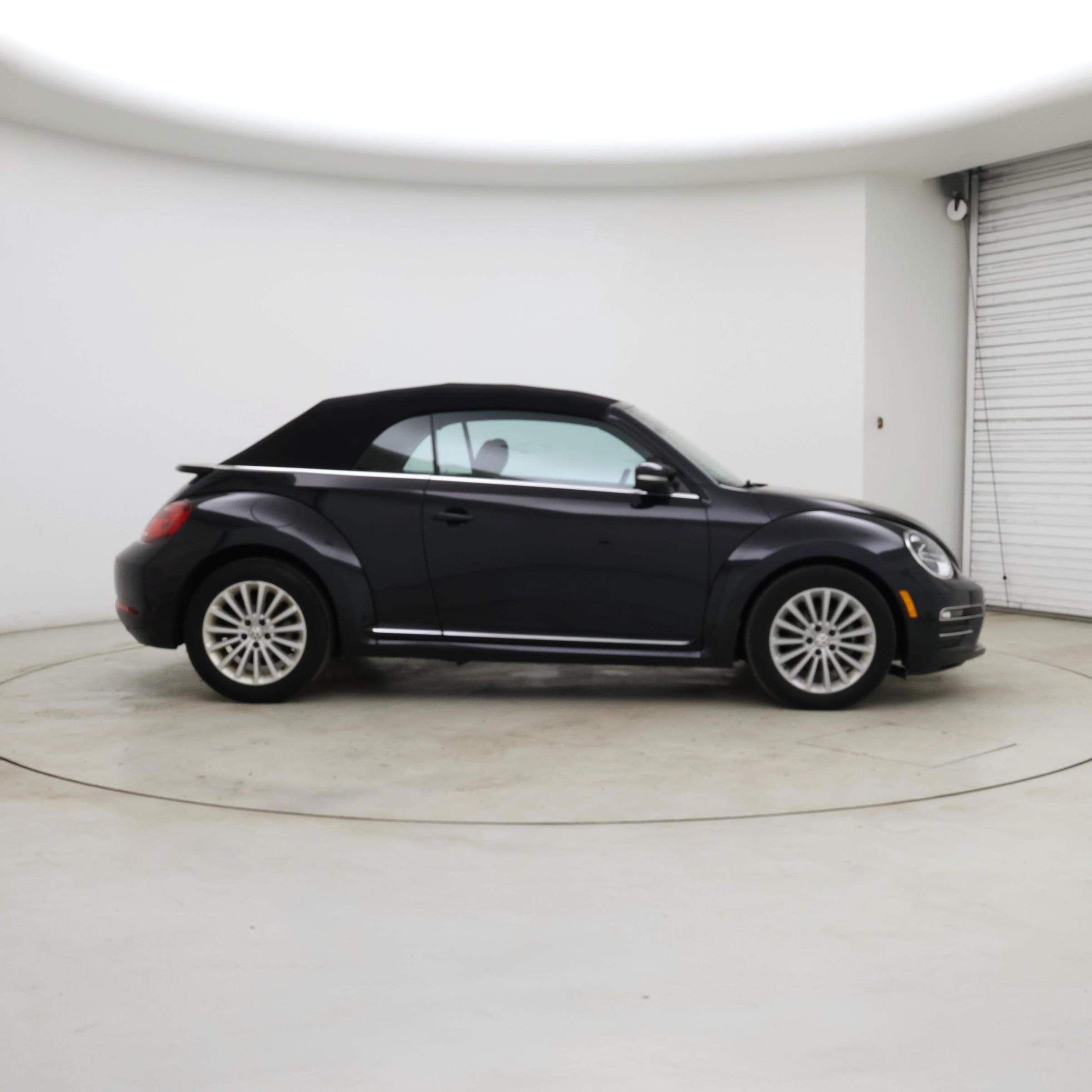 Thumbnail: 2019 Volkswagen Beetle - 7