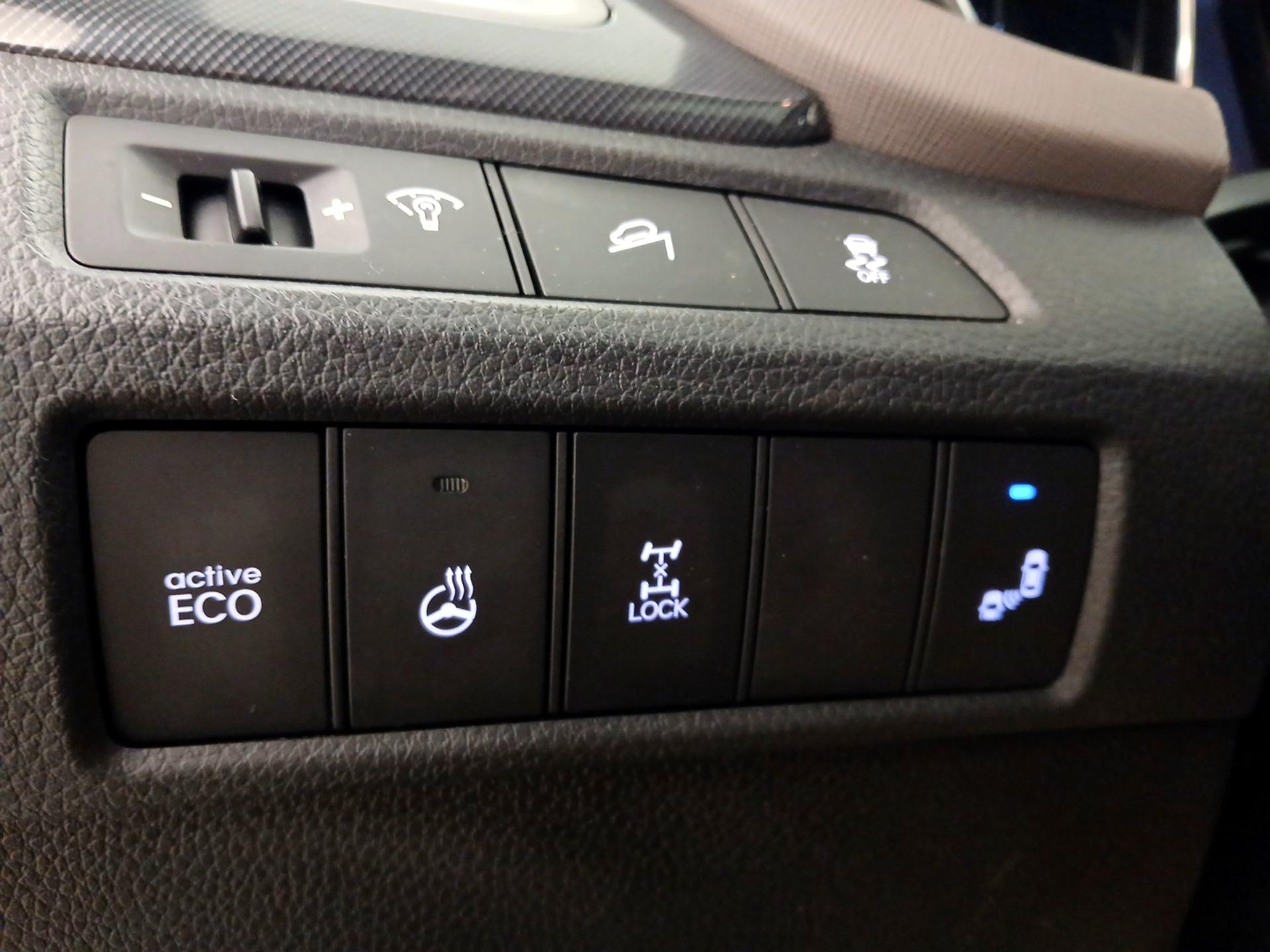 Thumbnail: 2016 Hyundai Santa Fe - 13