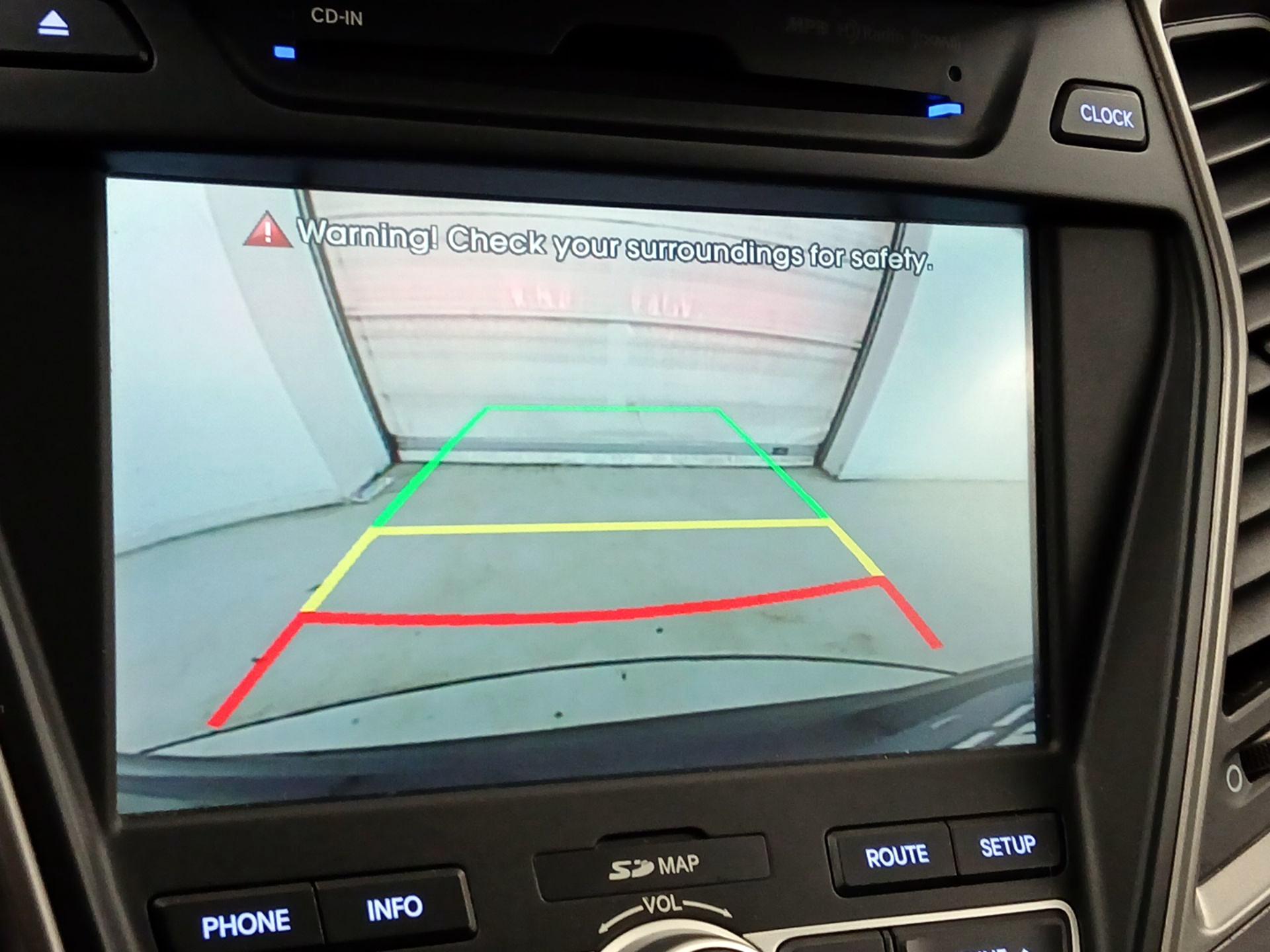 Thumbnail: 2016 Hyundai Santa Fe - 14