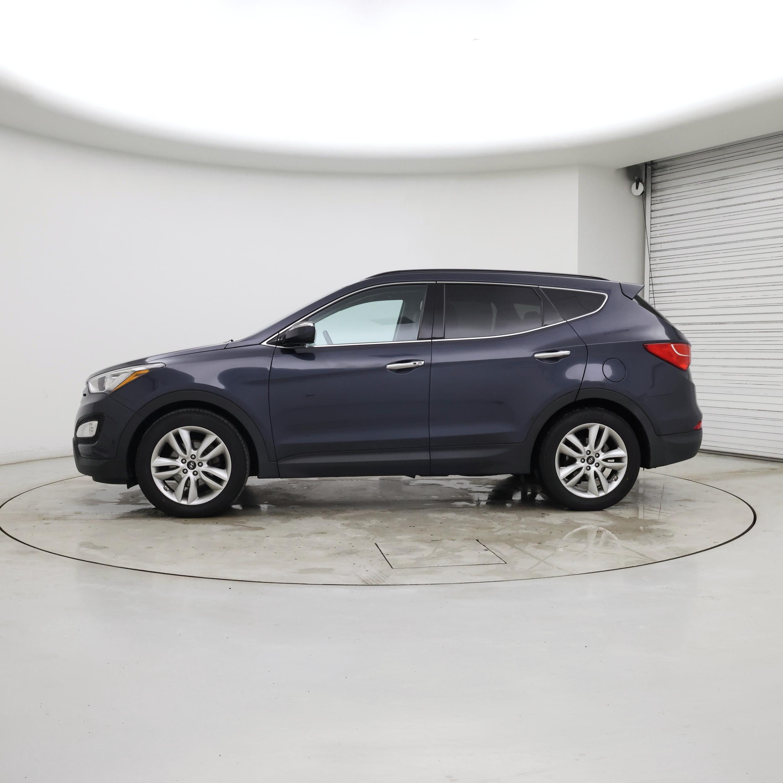 Thumbnail: 2016 Hyundai Santa Fe - 3