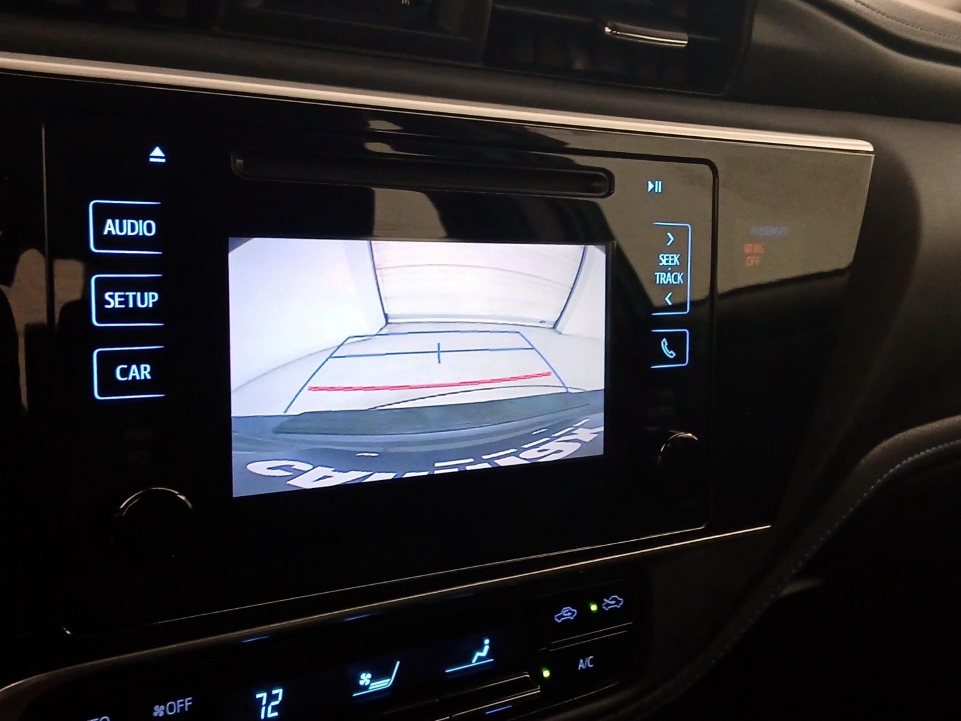 Thumbnail: 2018 Toyota Corolla - 14