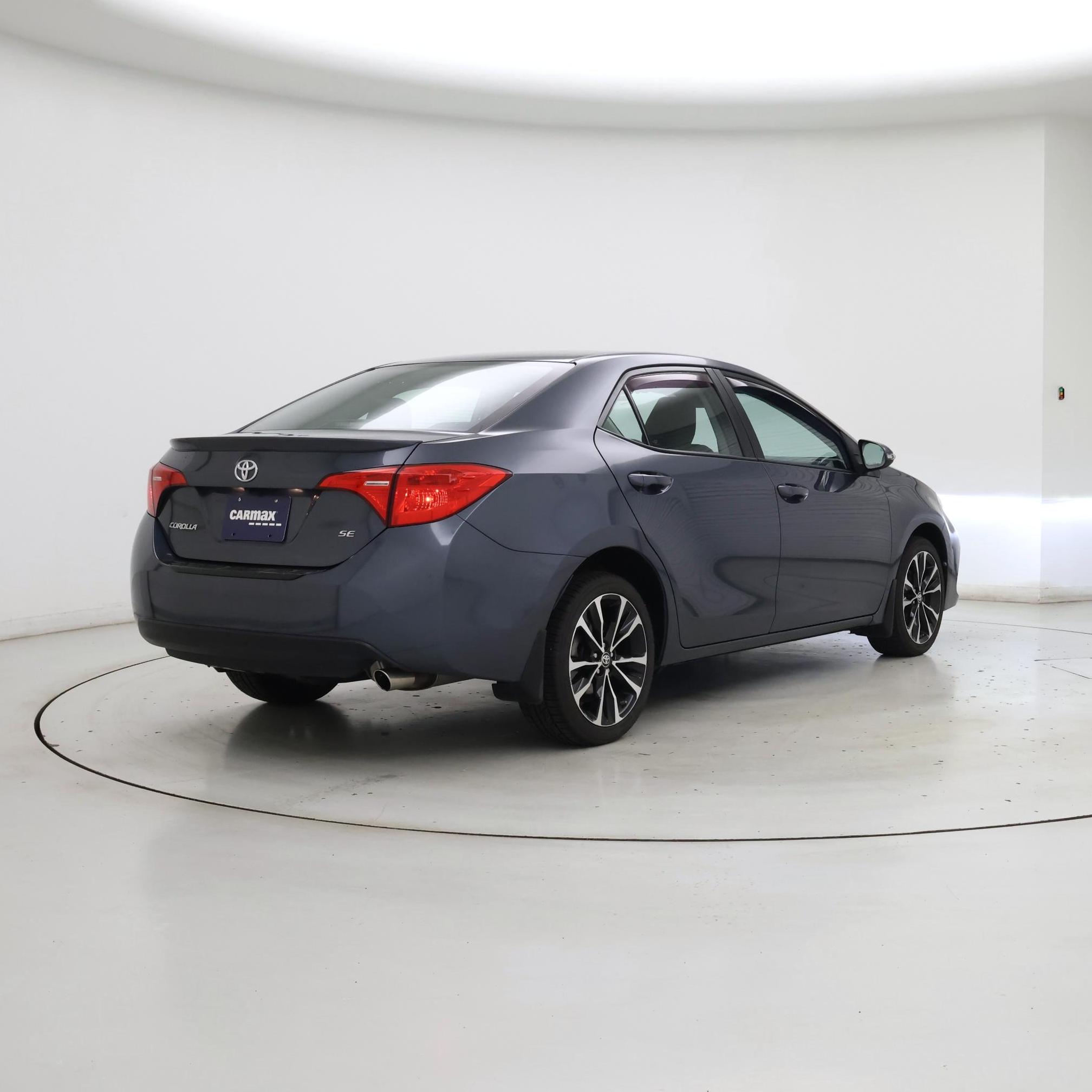 Thumbnail: 2018 Toyota Corolla - 8