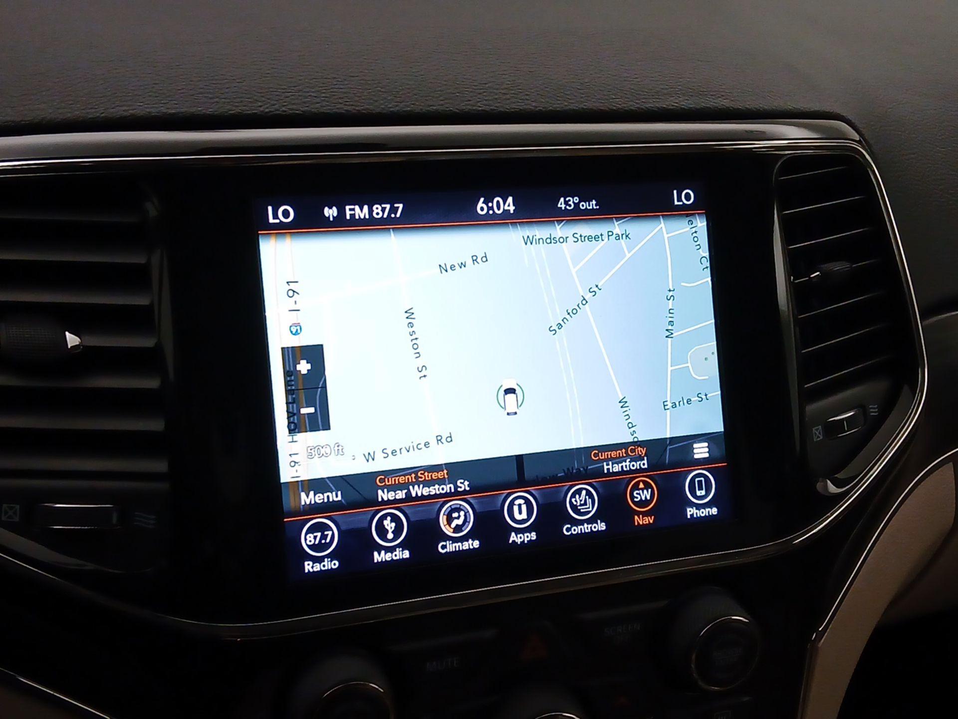 Thumbnail: 2019 Jeep Grand Cherokee - 14