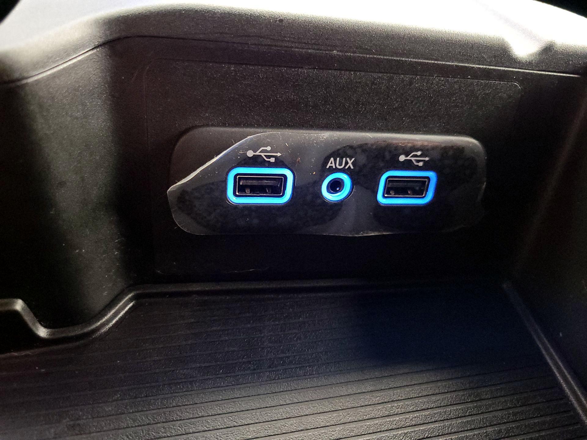 Thumbnail: 2022 RAM 1500 Classic - 18