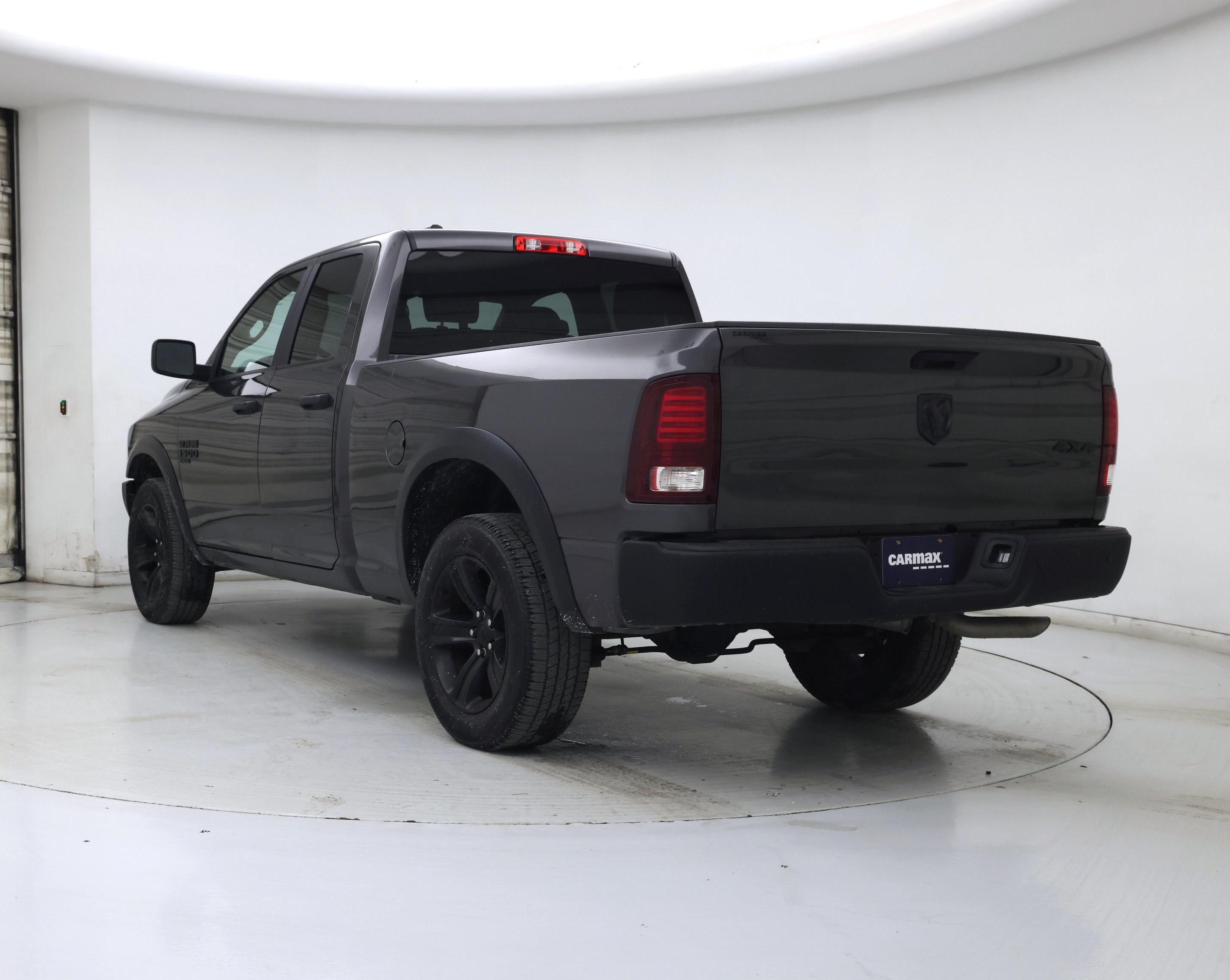 Thumbnail: 2022 RAM 1500 Classic - 2