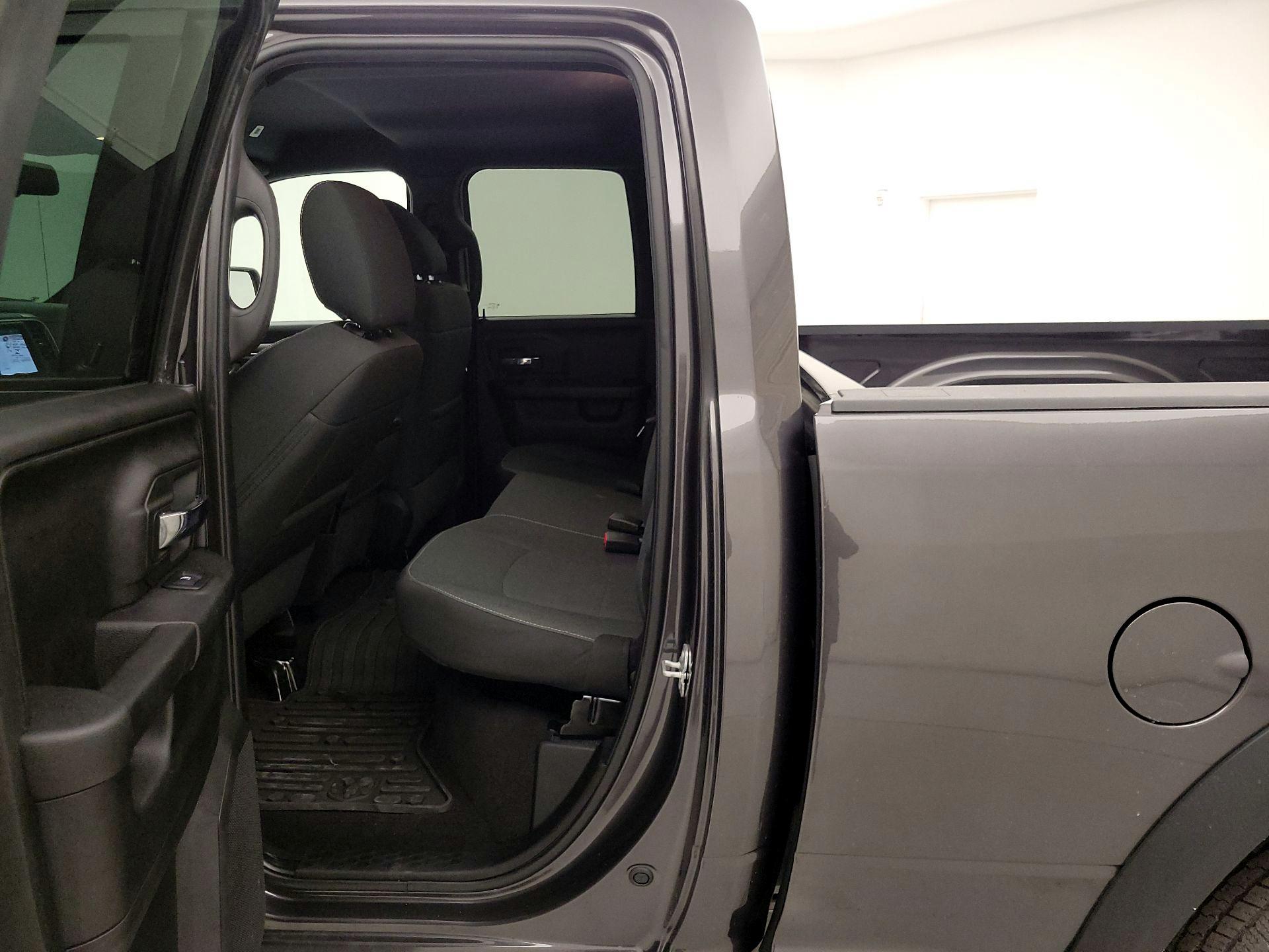 Thumbnail: 2022 RAM 1500 Classic - 19