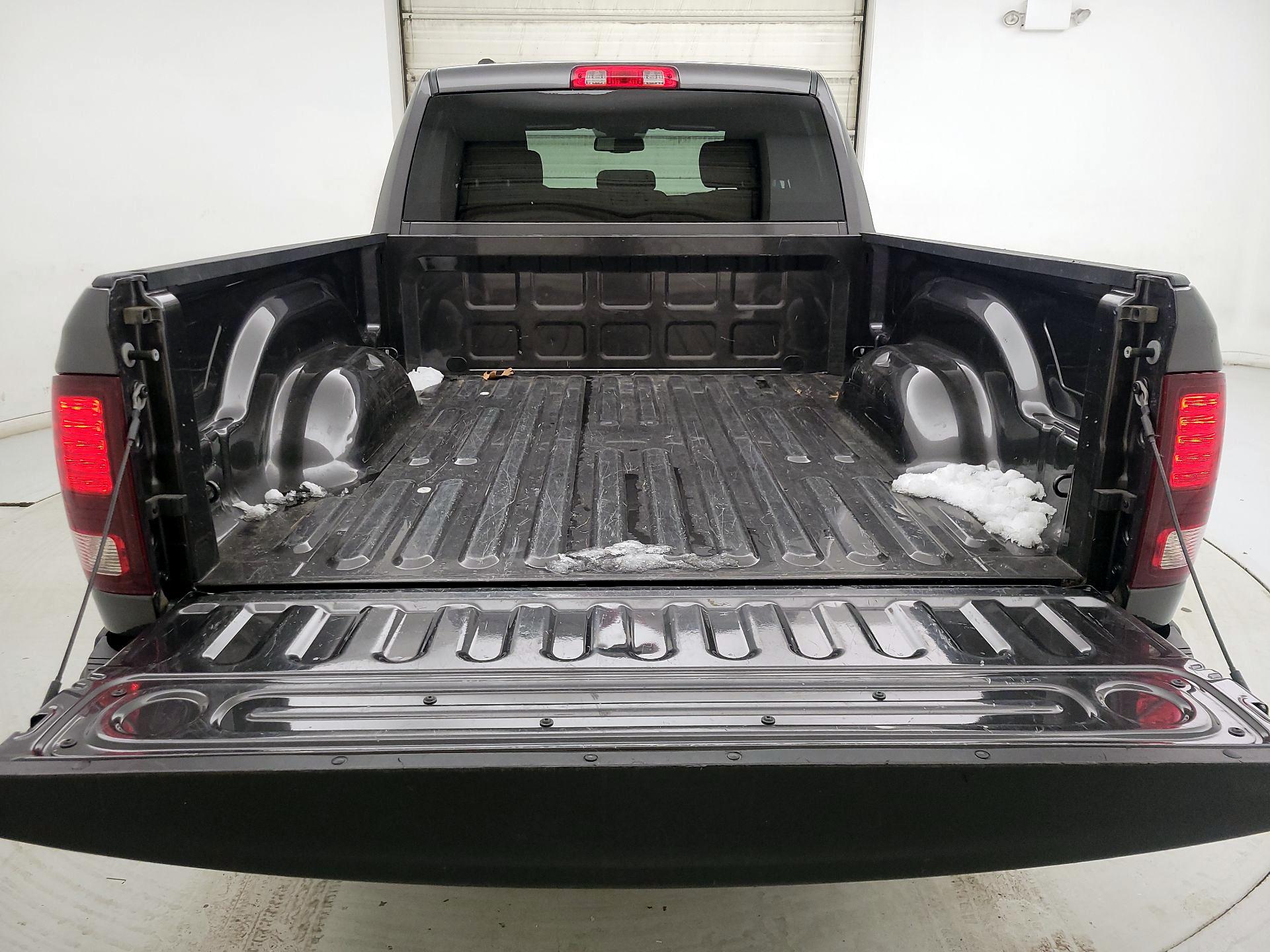 Thumbnail: 2022 RAM 1500 Classic - 20