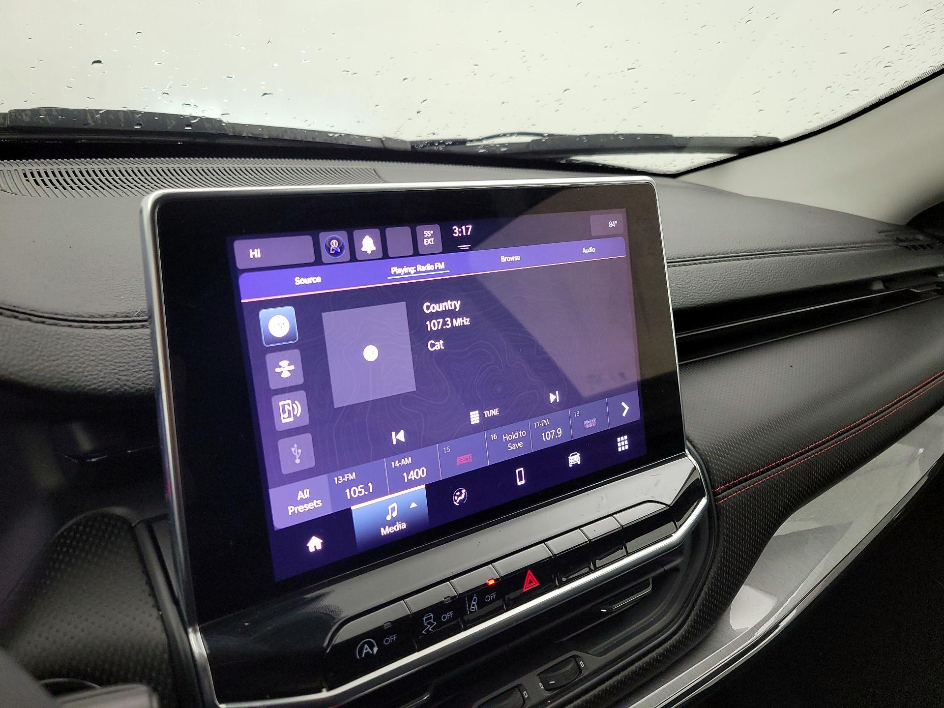 Thumbnail: 2022 Jeep Compass - 15