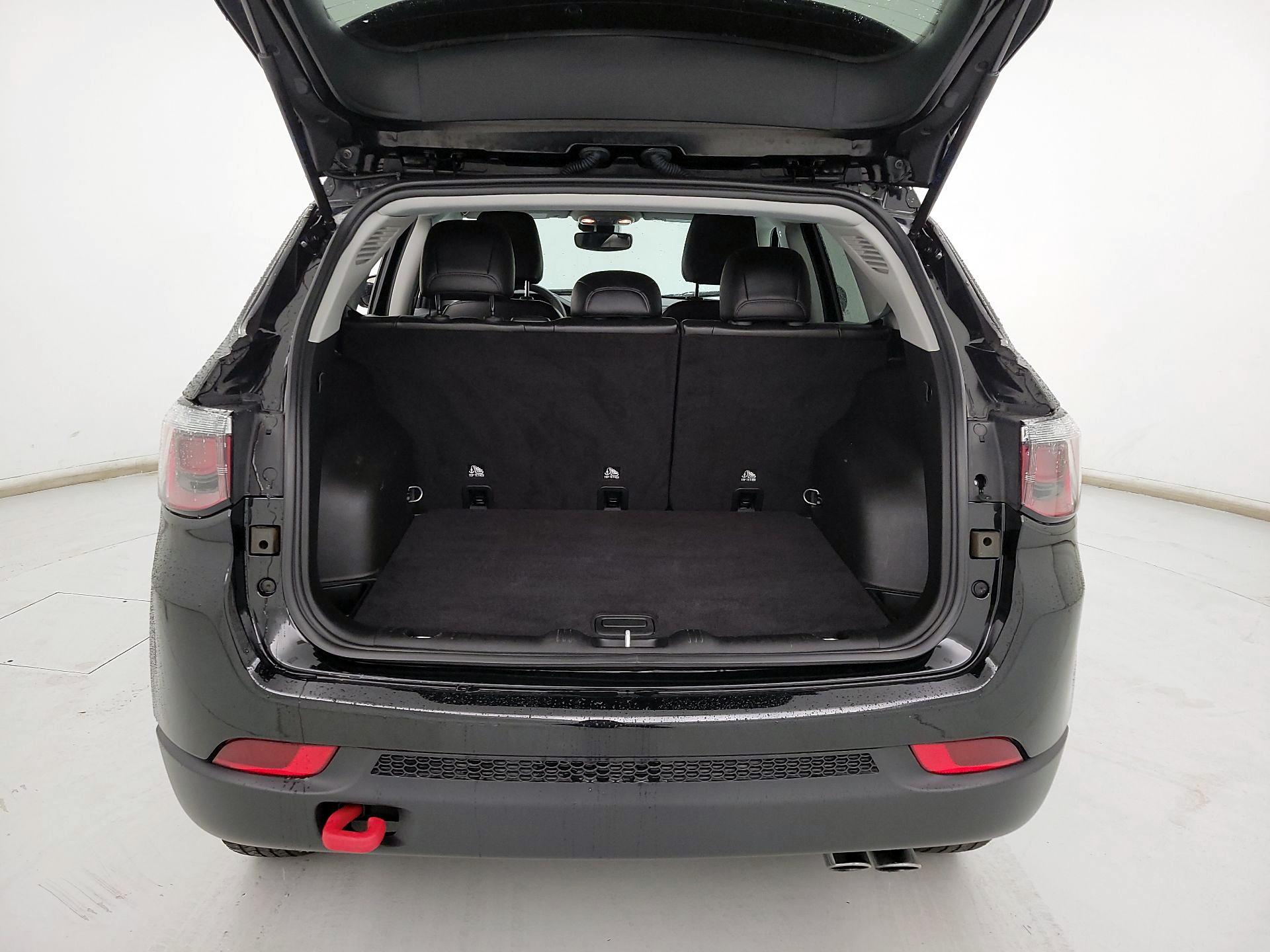 Thumbnail: 2022 Jeep Compass - 20