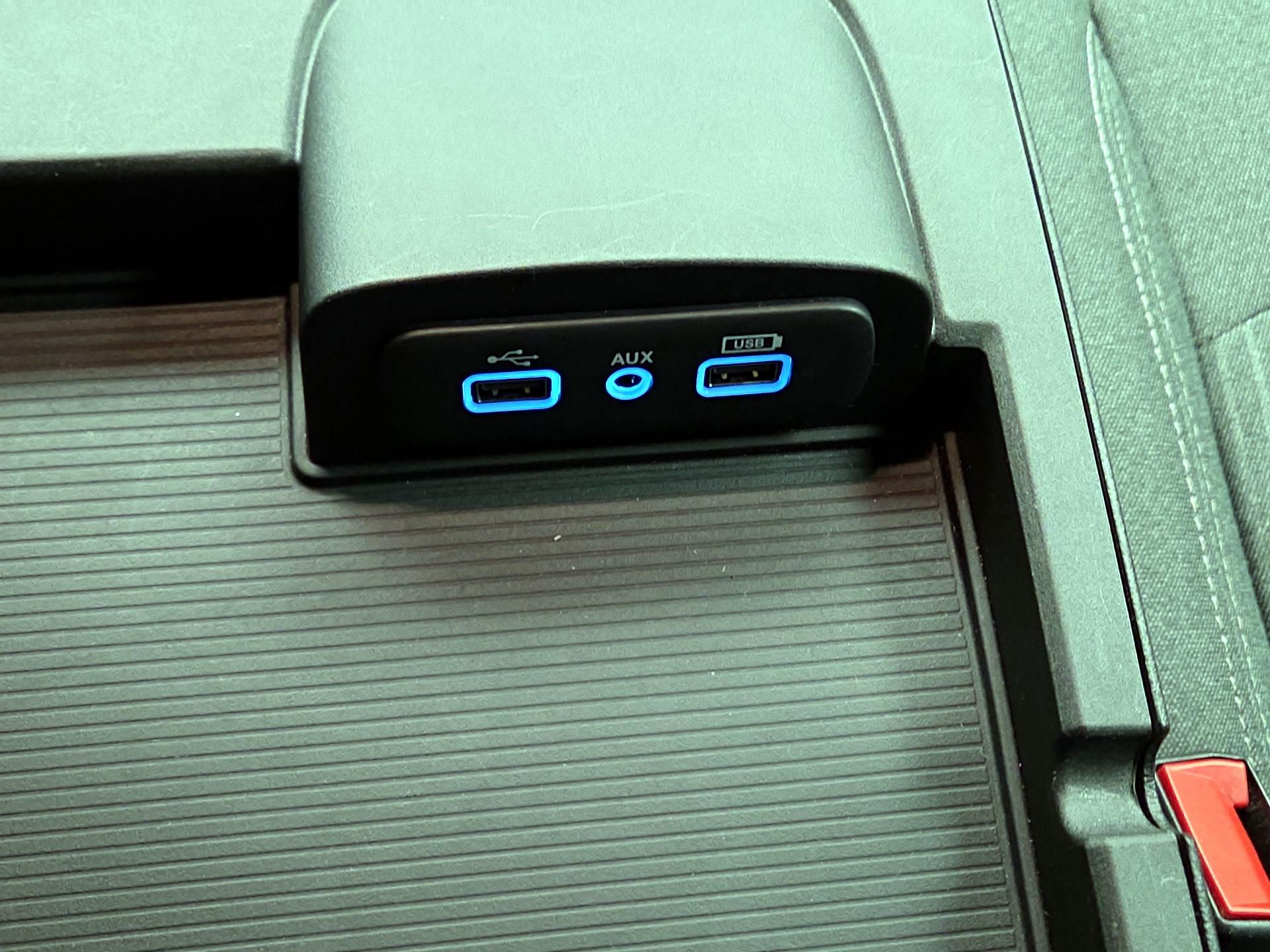 Thumbnail: 2023 RAM 1500 Classic - 18