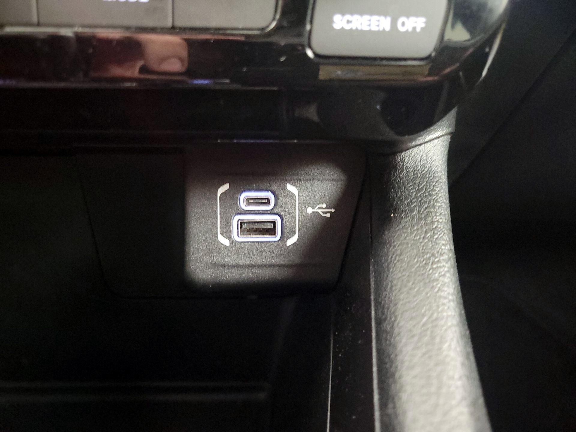 Thumbnail: 2022 Jeep Compass - 18