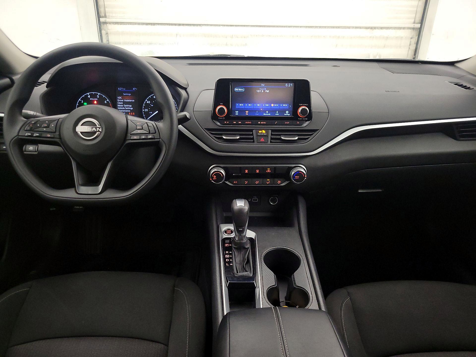 Thumbnail: 2023 Nissan Altima - 9