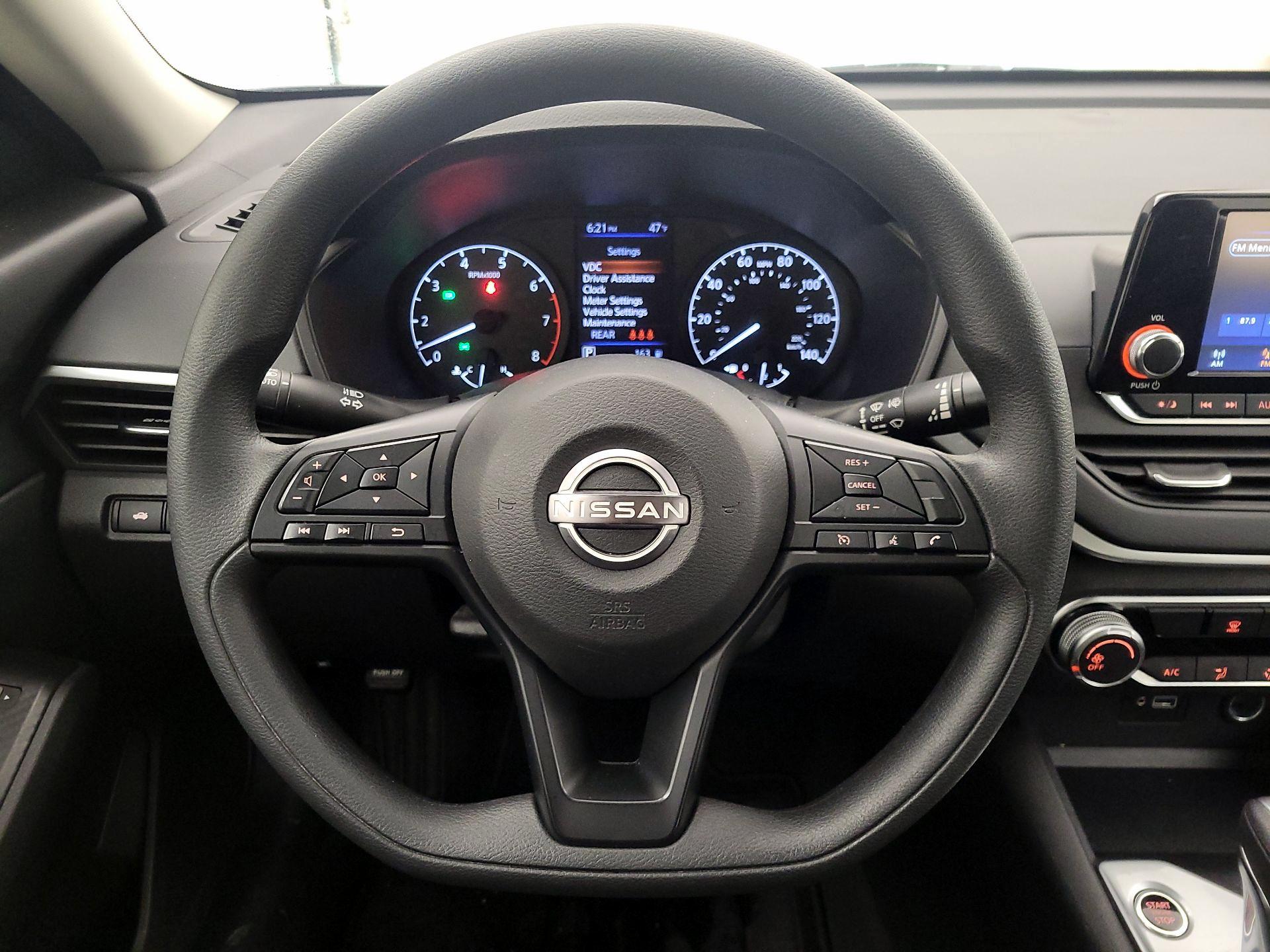 Thumbnail: 2023 Nissan Altima - 10