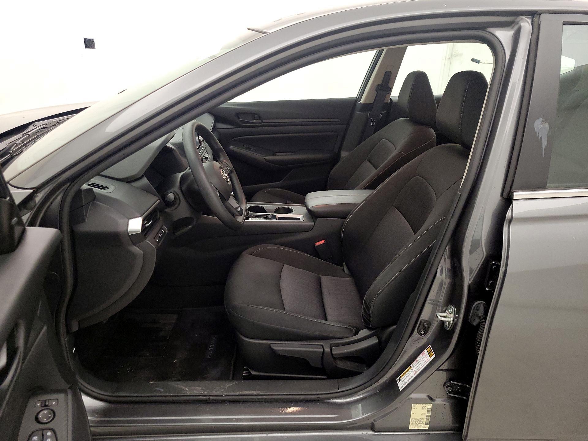 Thumbnail: 2023 Nissan Altima - 11