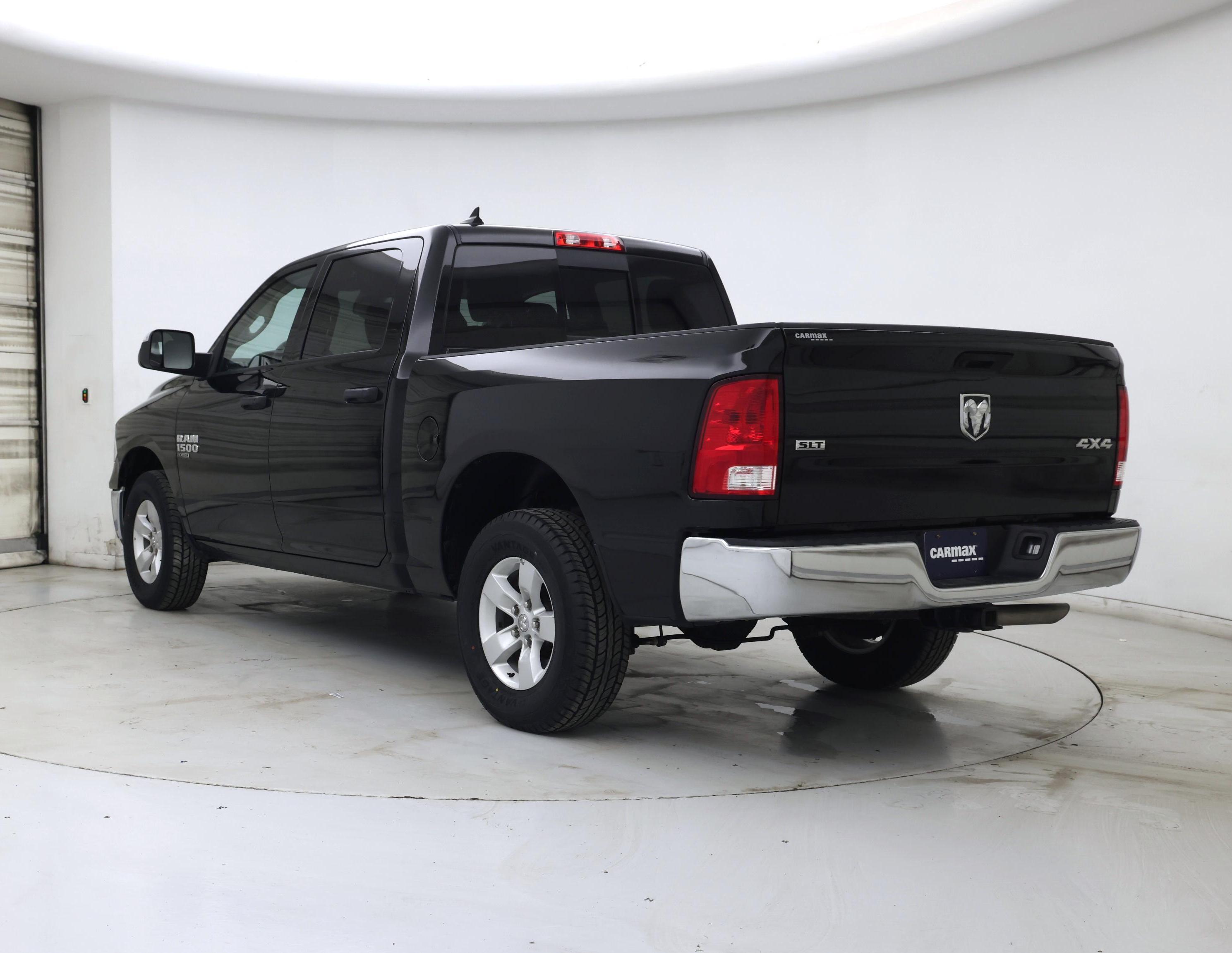 Thumbnail: 2023 RAM 1500 Classic - 2