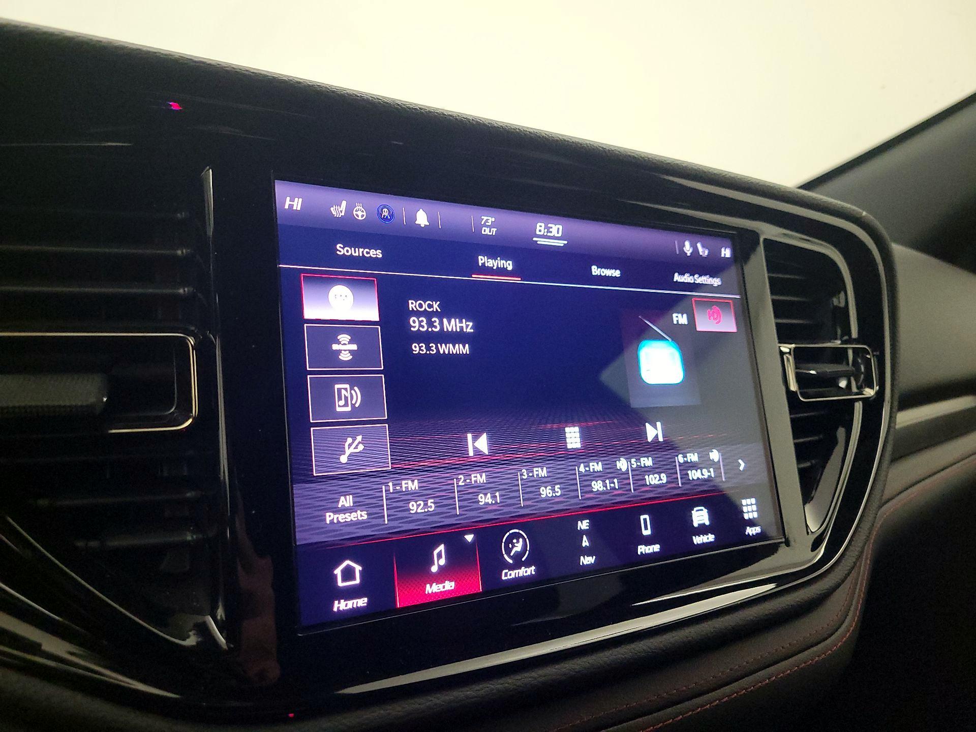 Thumbnail: 2022 Dodge Durango - 16