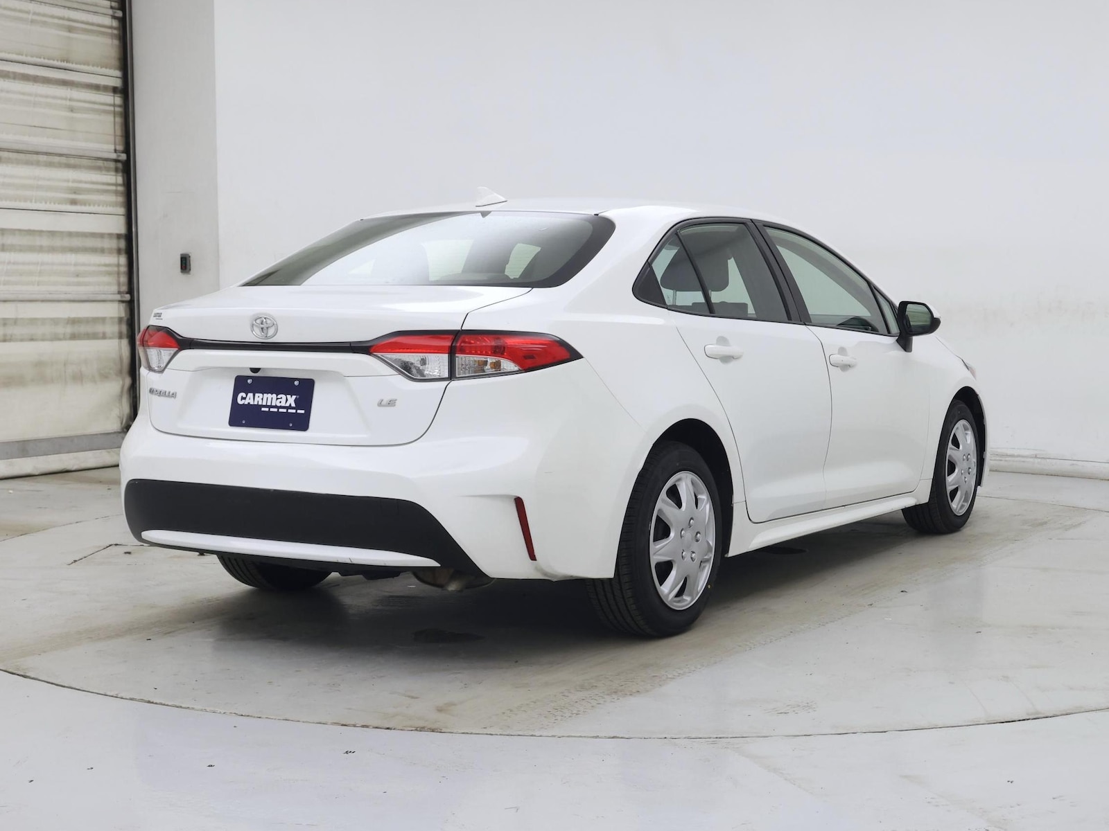 2022 Toyota Corolla LE - Photo 9