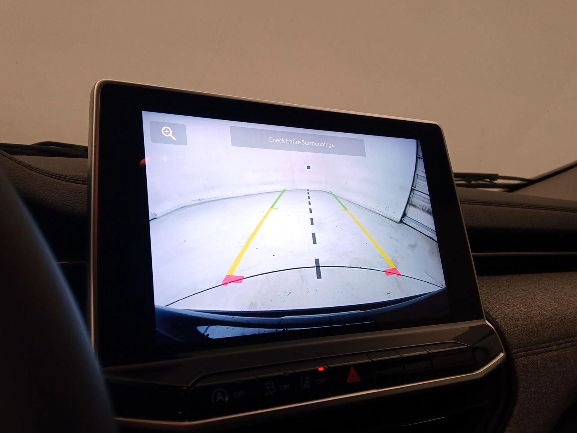 Thumbnail: 2022 Jeep Compass - 14