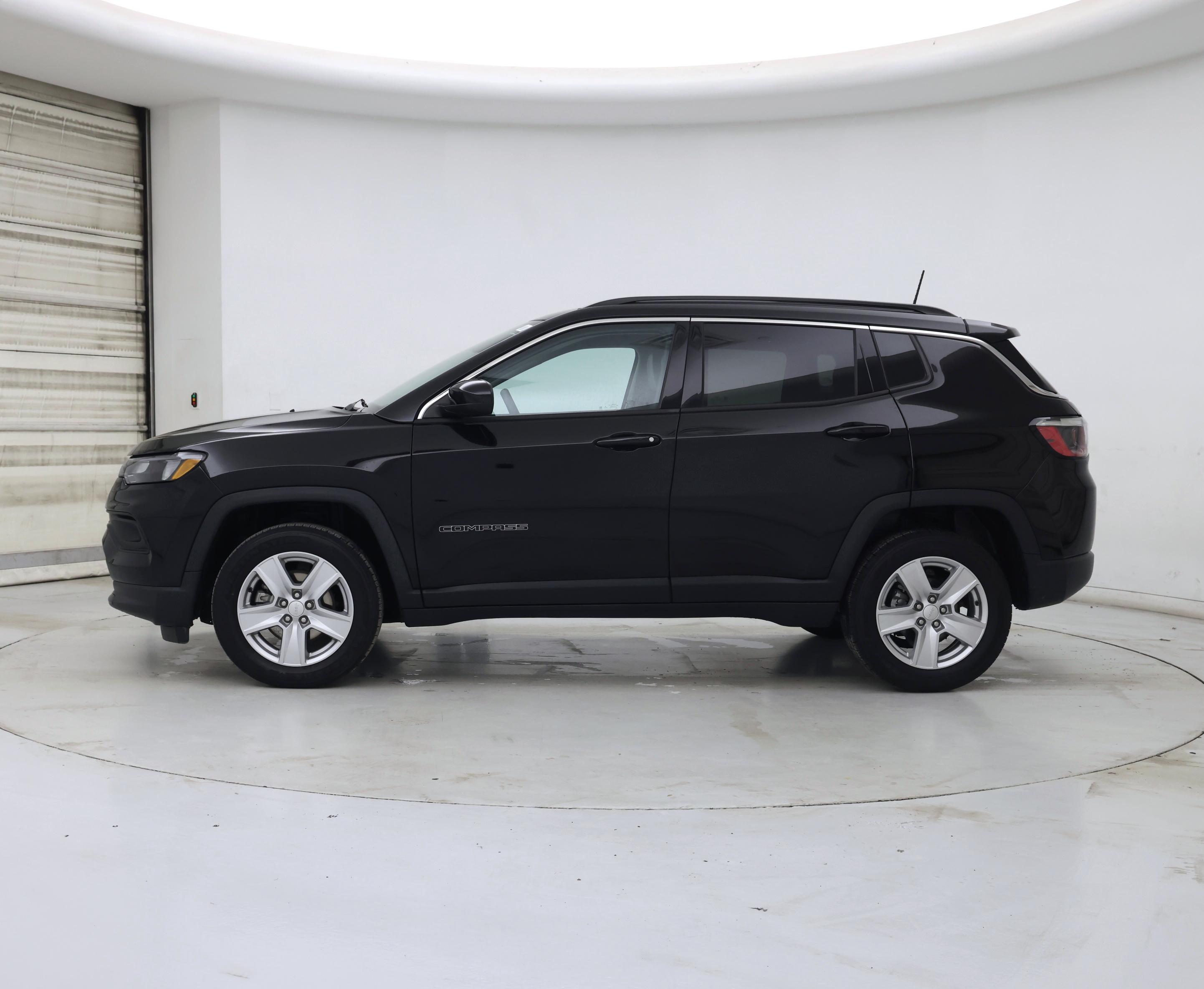 Thumbnail: 2022 Jeep Compass - 3