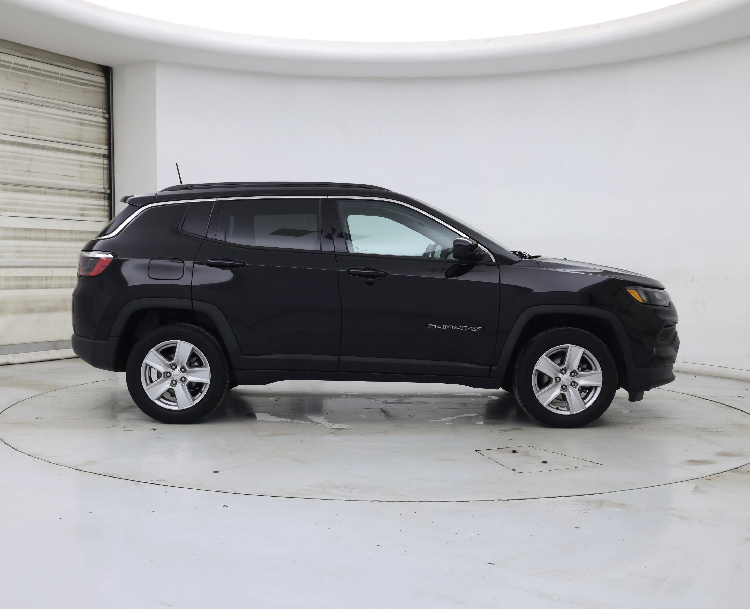 Thumbnail: 2022 Jeep Compass - 7