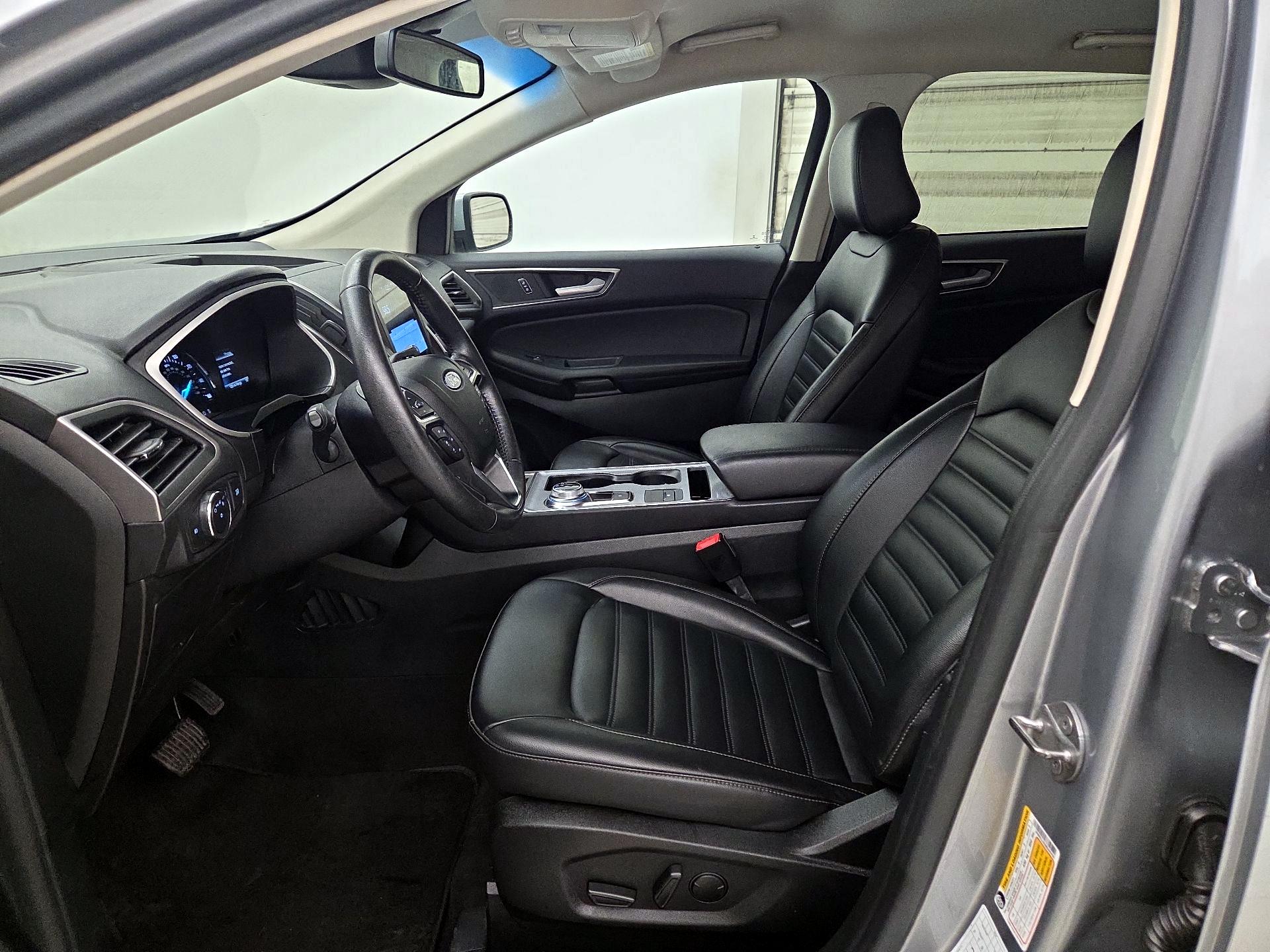 Thumbnail: 2021 Ford Edge - 11