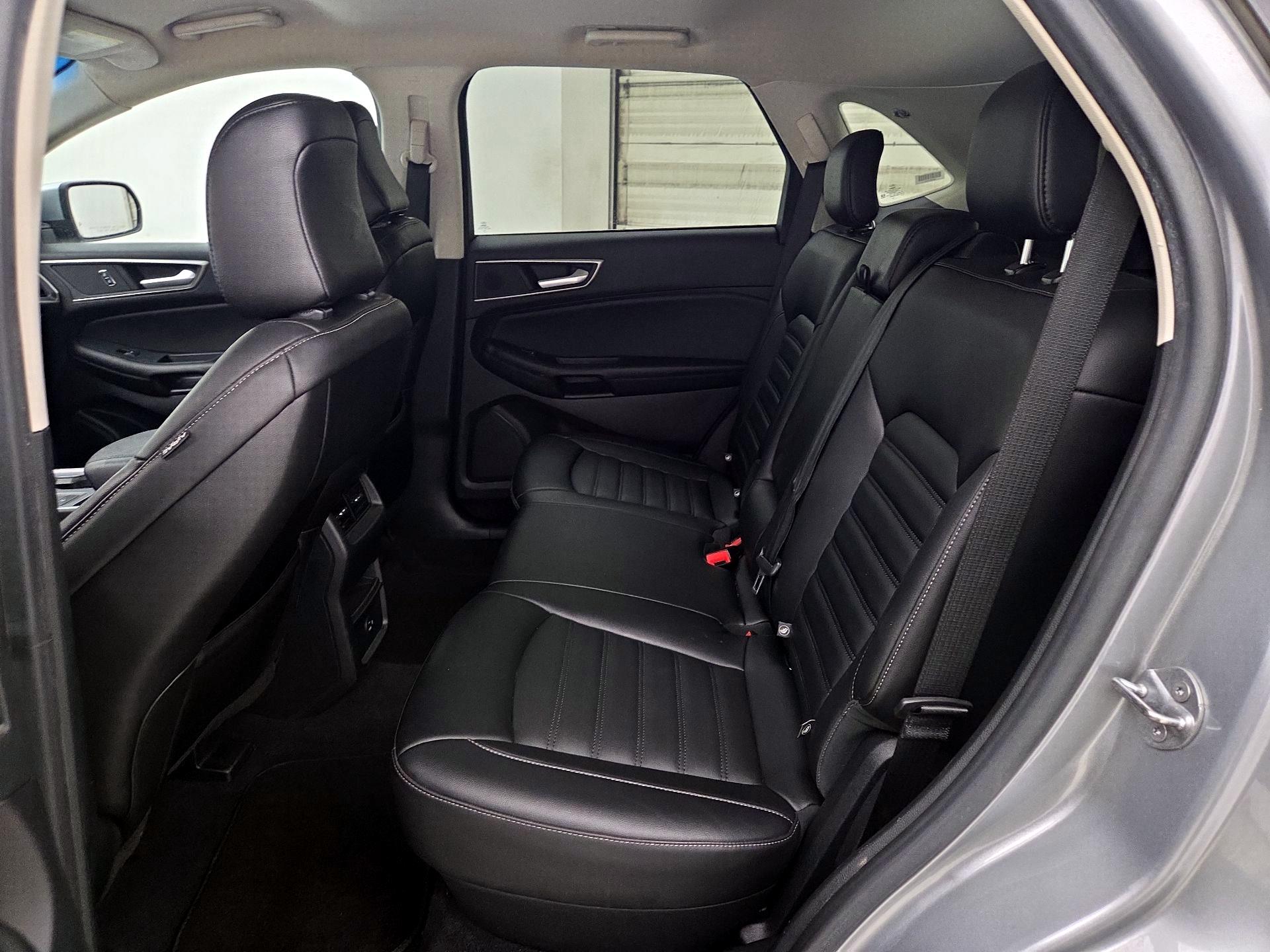 Thumbnail: 2021 Ford Edge - 19