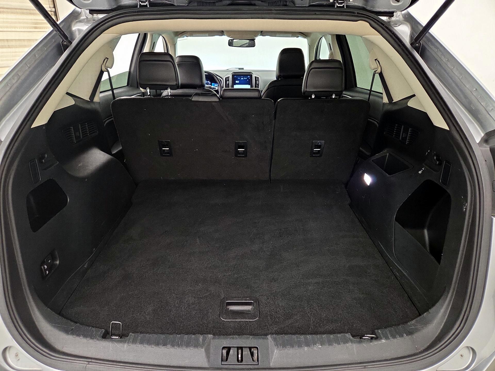 Thumbnail: 2021 Ford Edge - 20