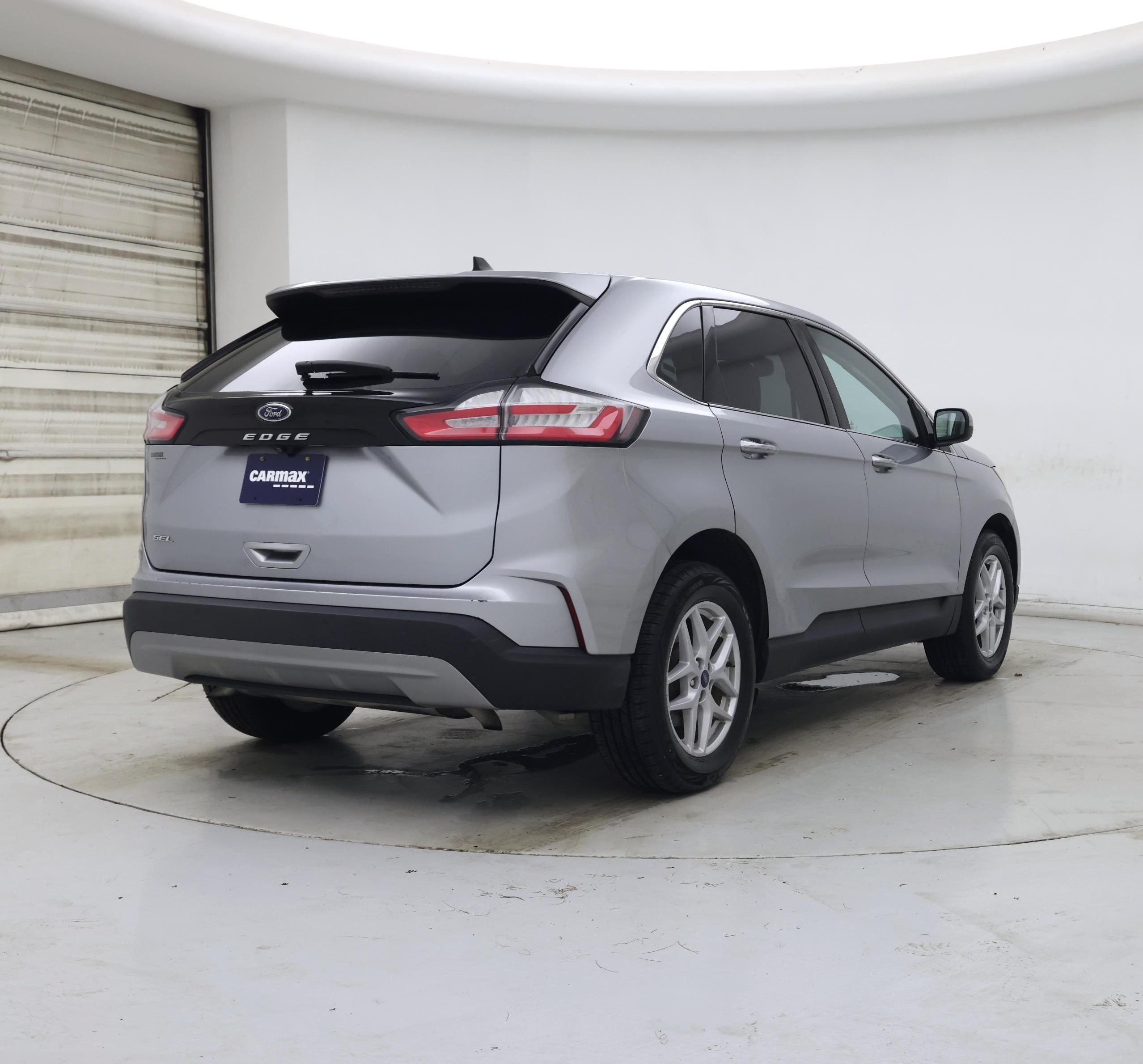 Thumbnail: 2021 Ford Edge - 8