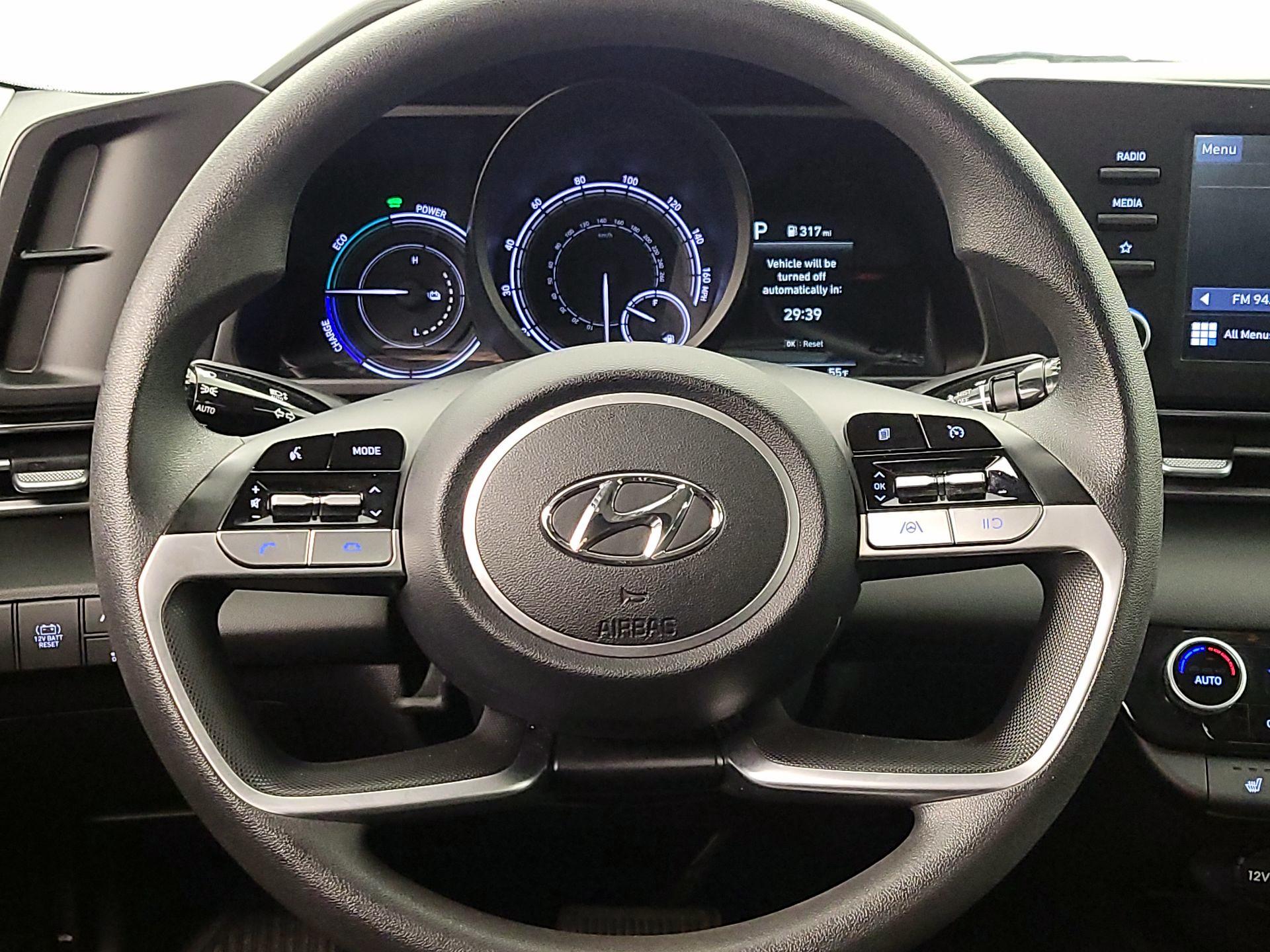 Thumbnail: 2023 Hyundai Elantra - 10
