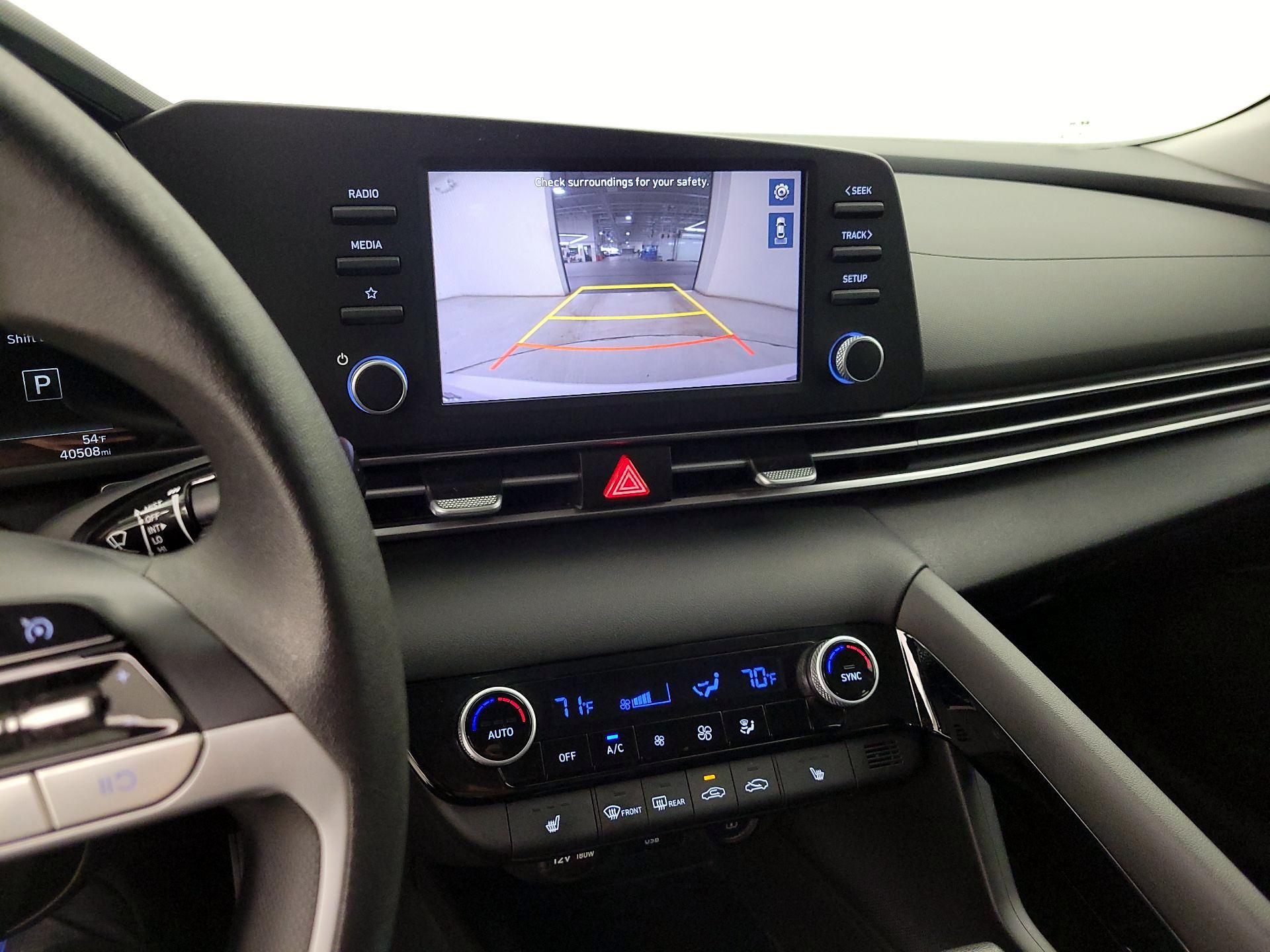 Thumbnail: 2023 Hyundai Elantra - 14