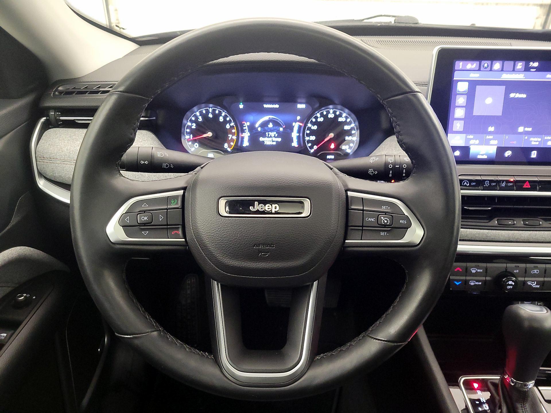 Thumbnail: 2022 Jeep Compass - 10