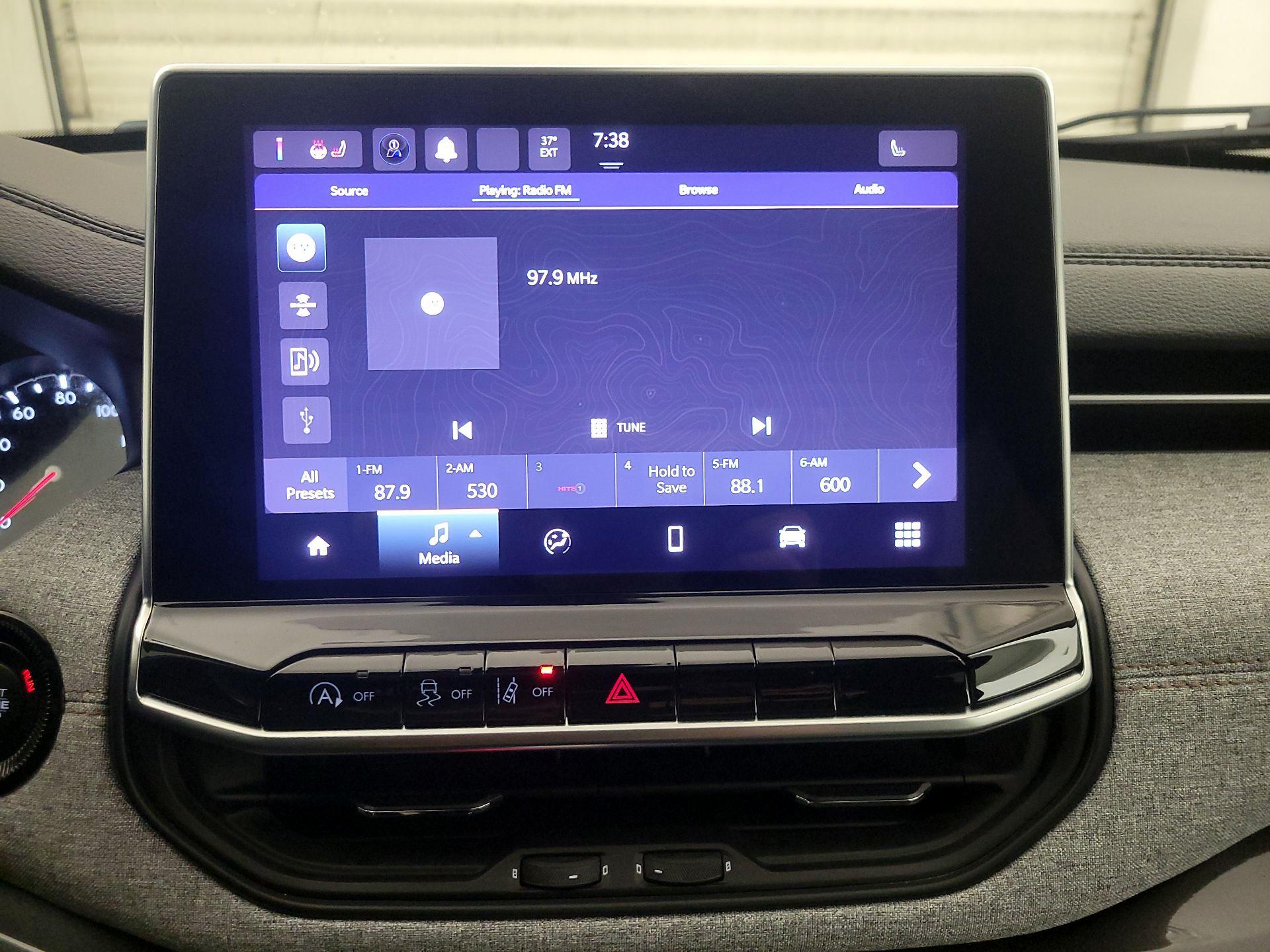 Thumbnail: 2022 Jeep Compass - 15