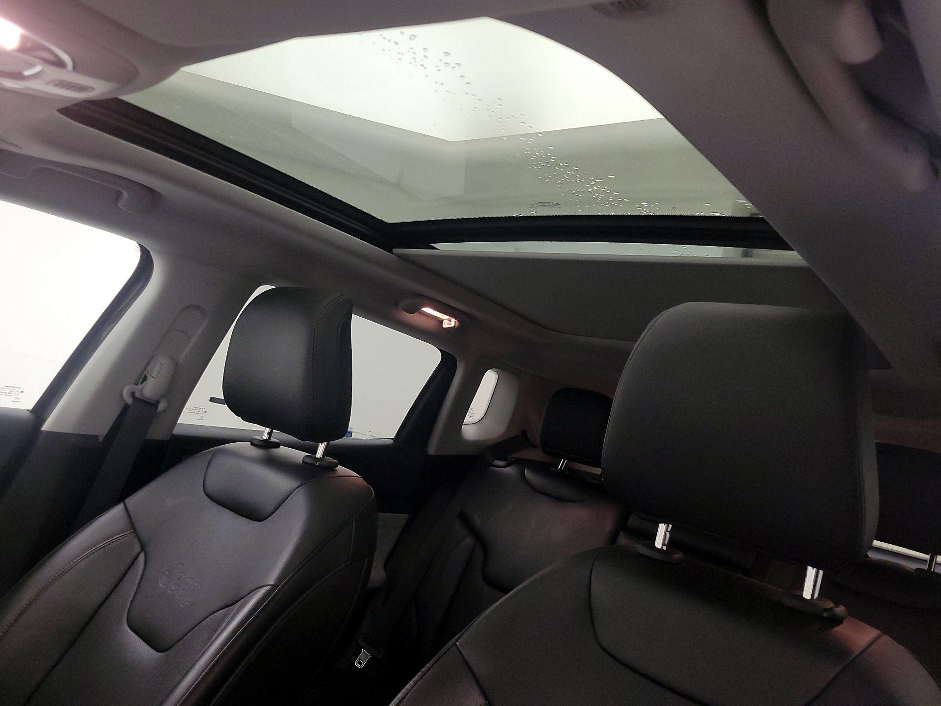 Thumbnail: 2022 Jeep Compass - 19