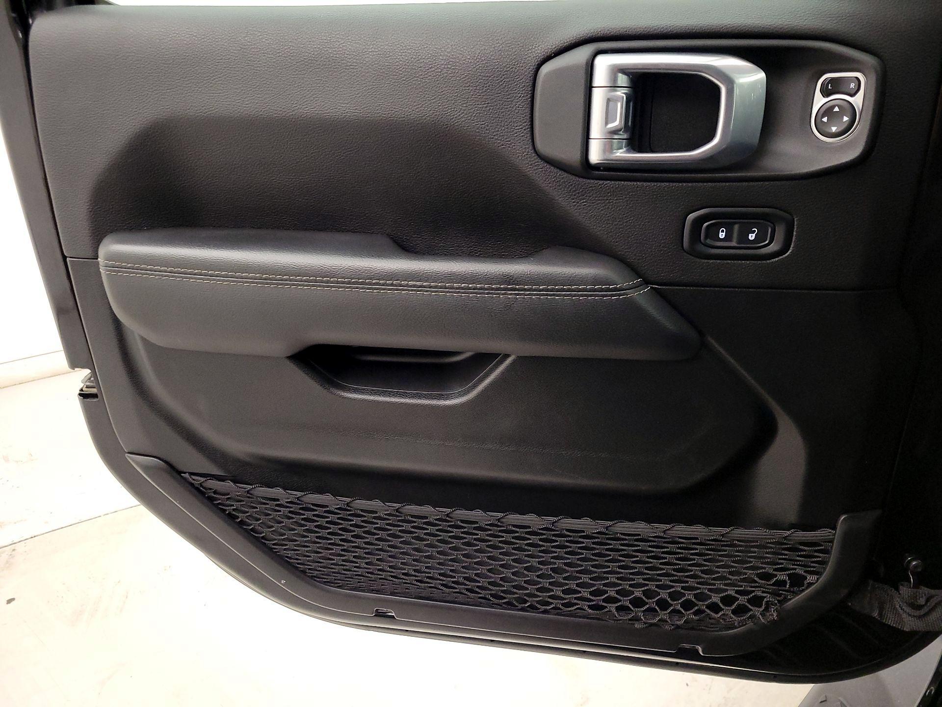 Thumbnail: 2022 Jeep Gladiator - 12