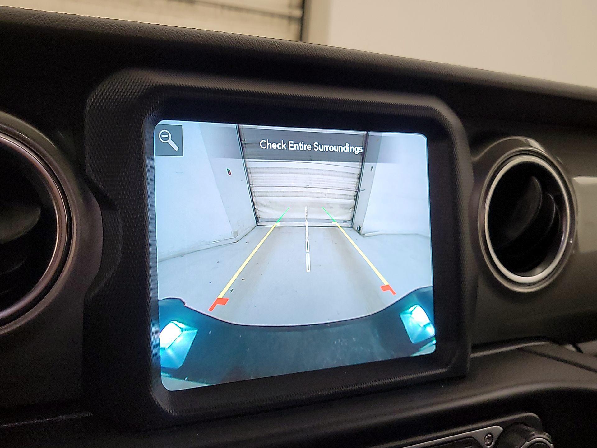 Thumbnail: 2022 Jeep Gladiator - 14