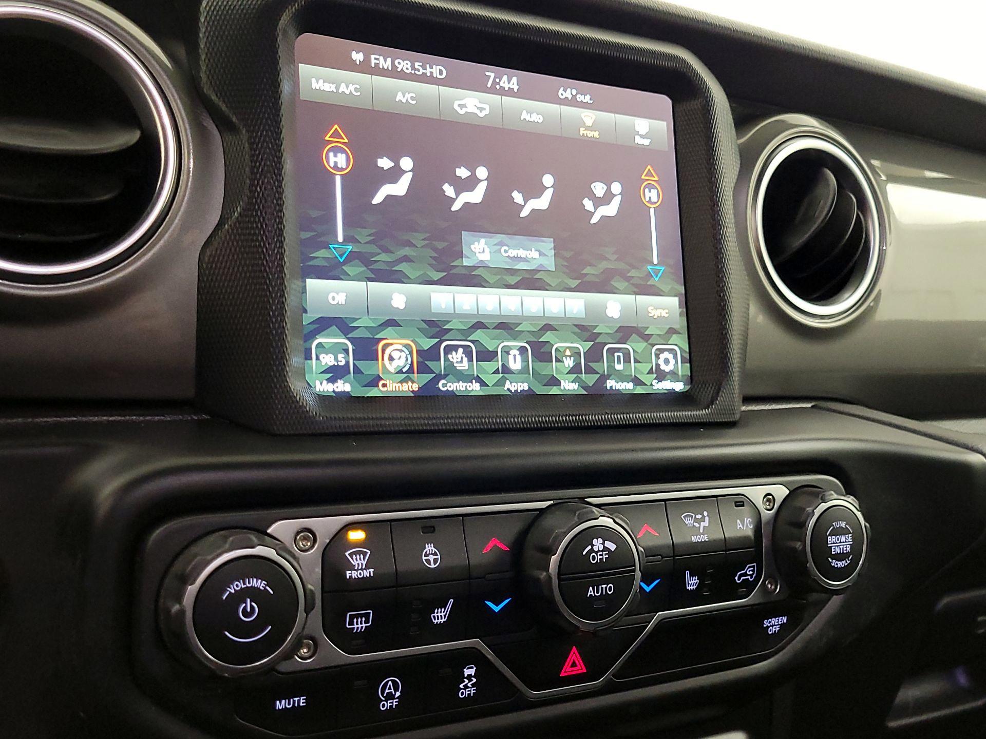 Thumbnail: 2022 Jeep Gladiator - 16