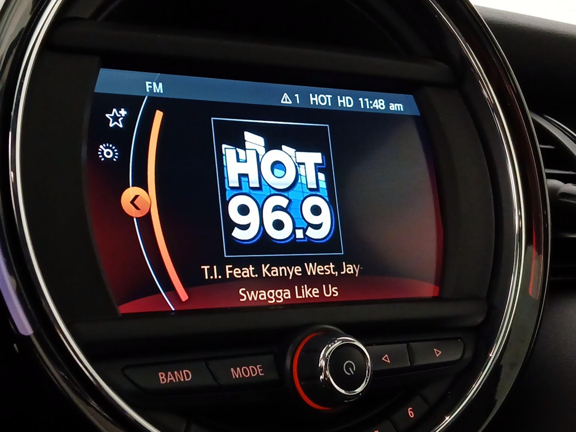 Thumbnail: 2021 MINI Cooper Hardtop - 15