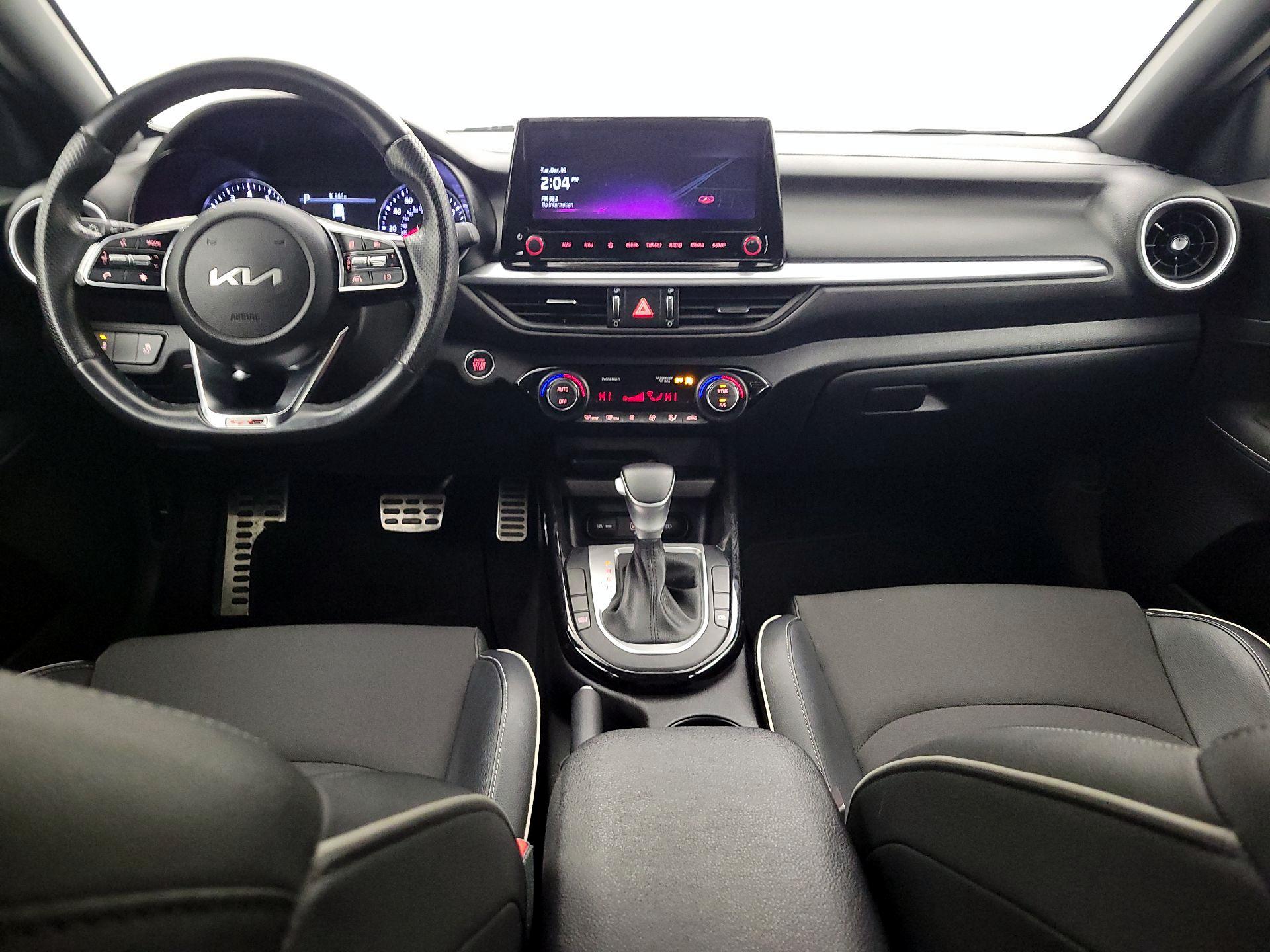 Thumbnail: 2023 Kia Forte - 9