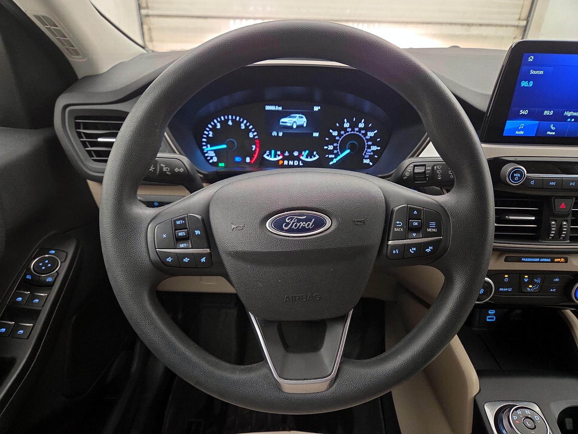 Thumbnail: 2022 Ford Escape - 10