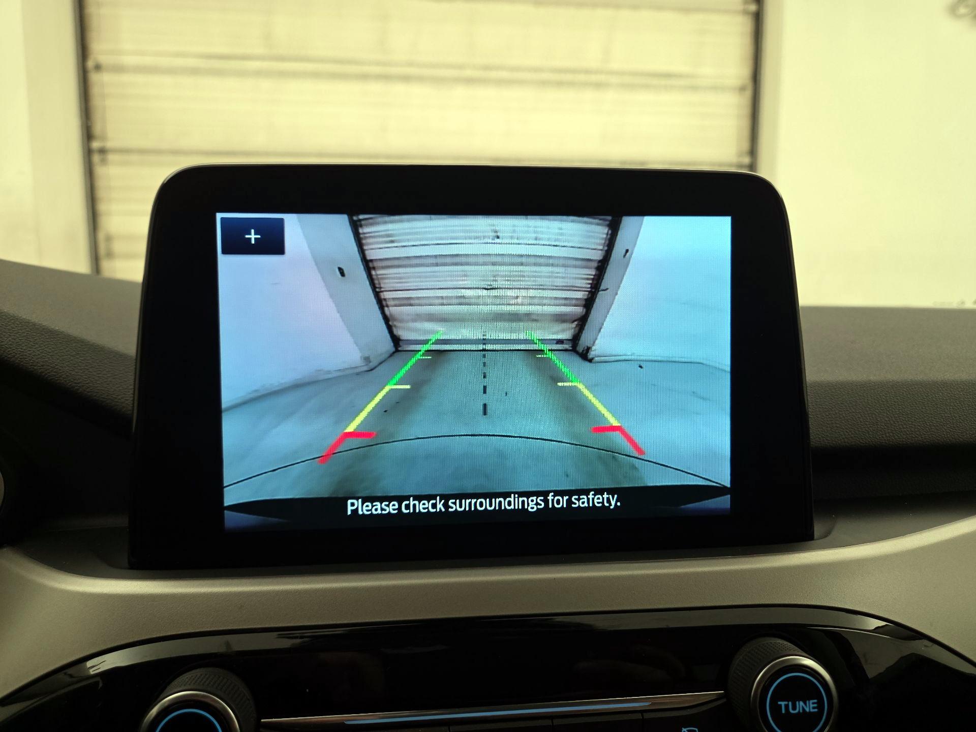 Thumbnail: 2022 Ford Escape - 14