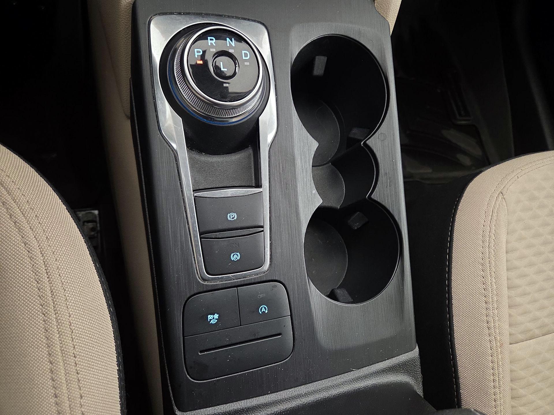 Thumbnail: 2022 Ford Escape - 17