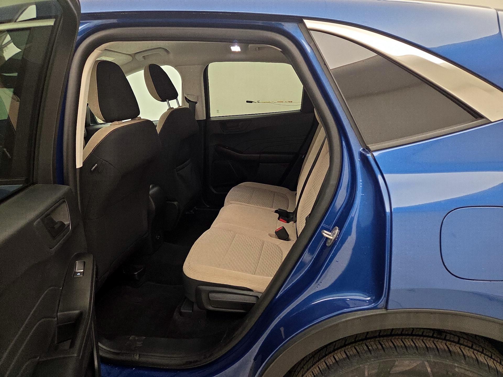 Thumbnail: 2022 Ford Escape - 19