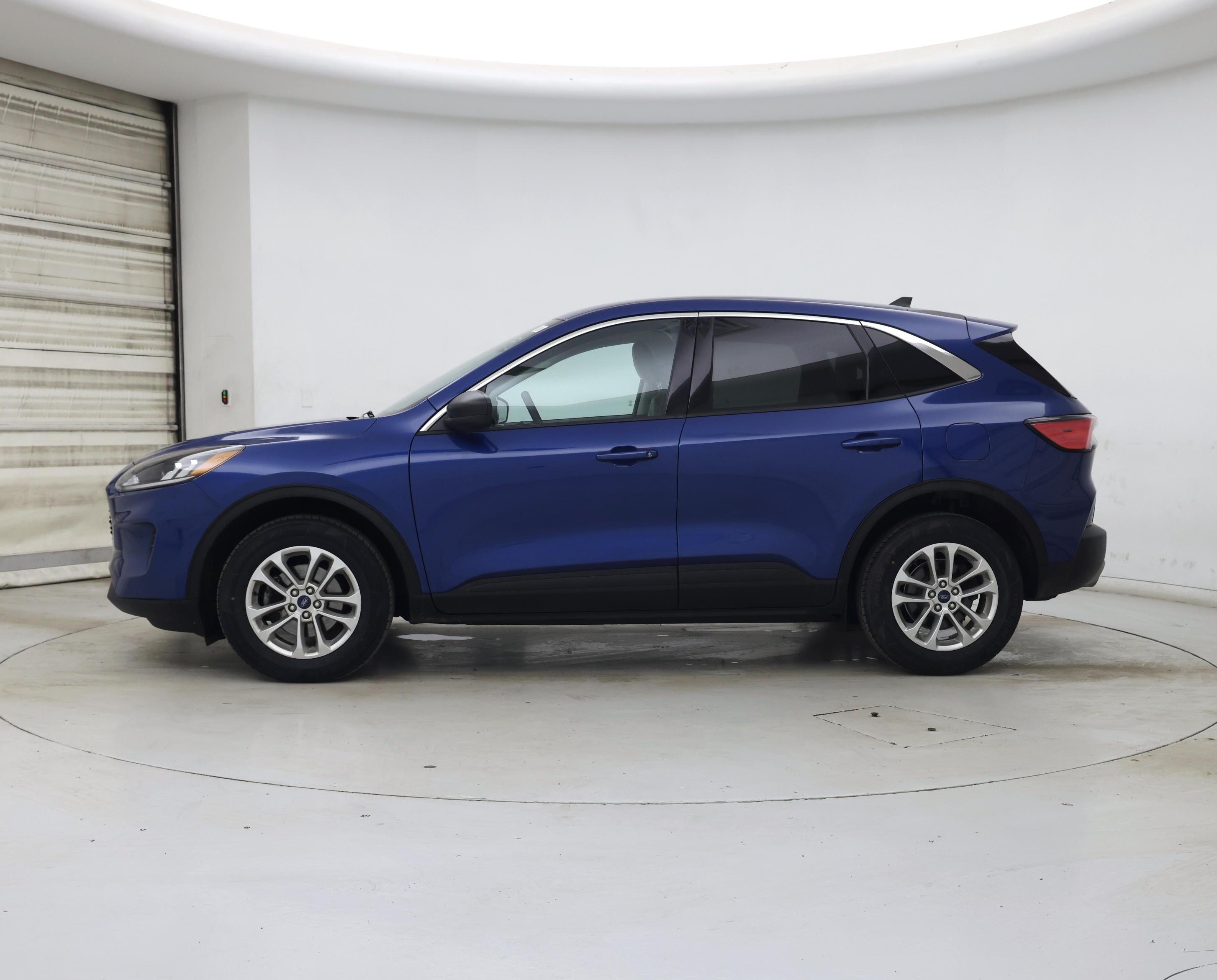 Thumbnail: 2022 Ford Escape - 3