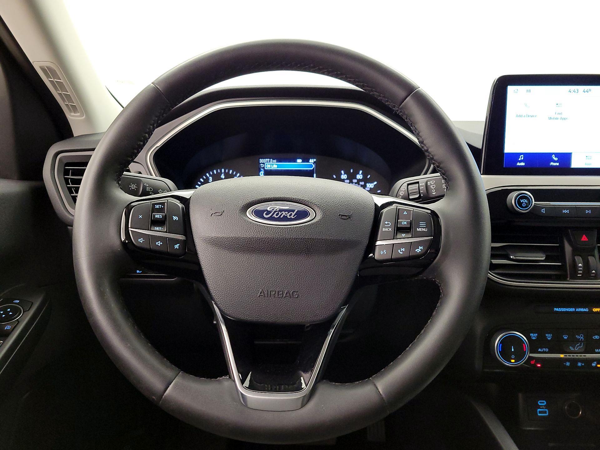 Thumbnail: 2022 Ford Escape - 10