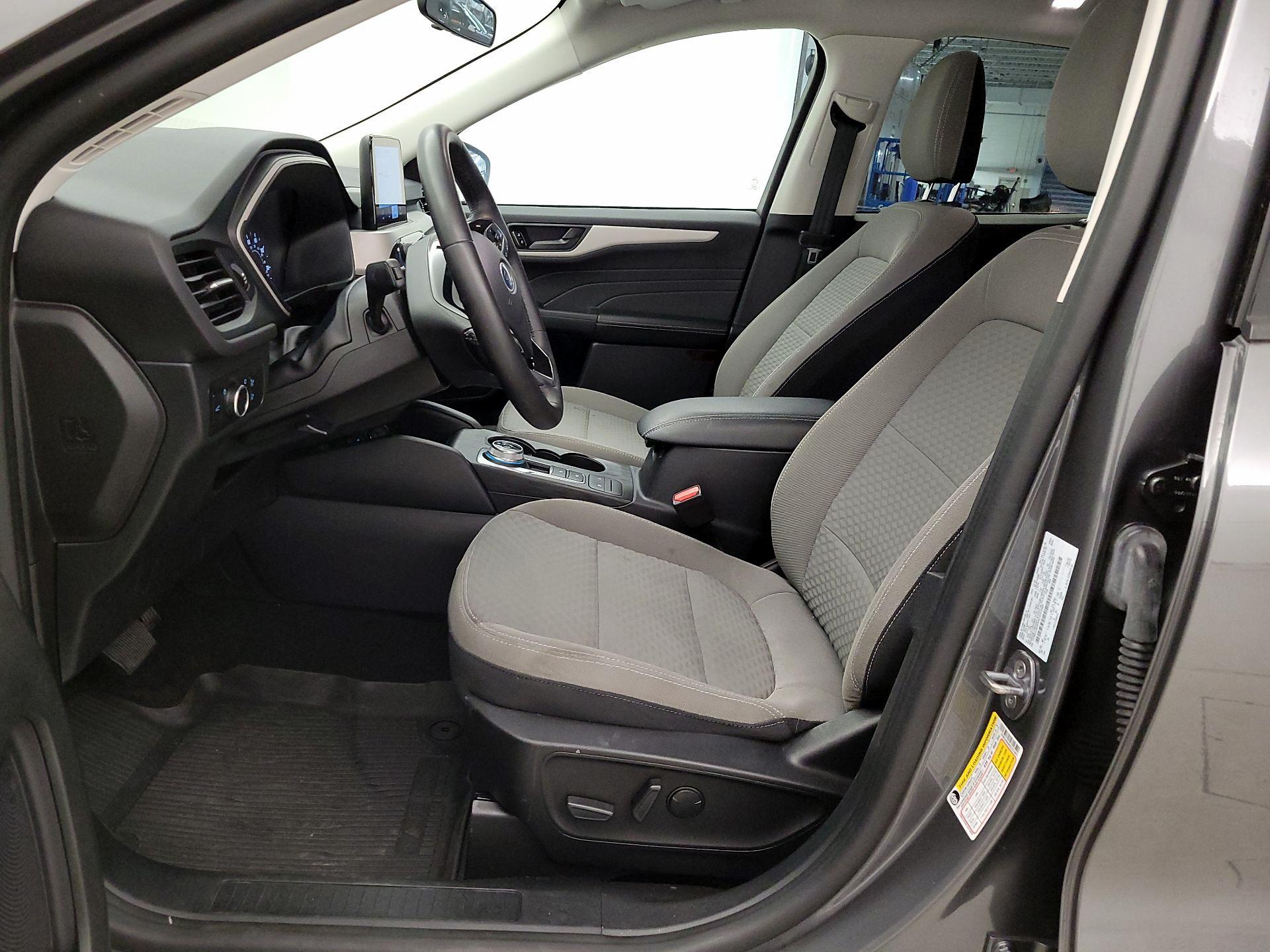 Thumbnail: 2022 Ford Escape - 11