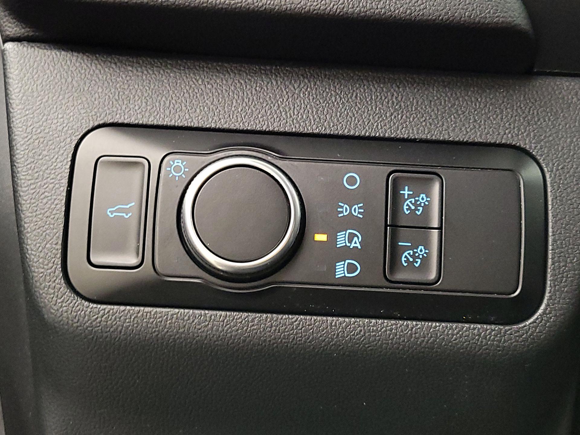 Thumbnail: 2022 Ford Escape - 13